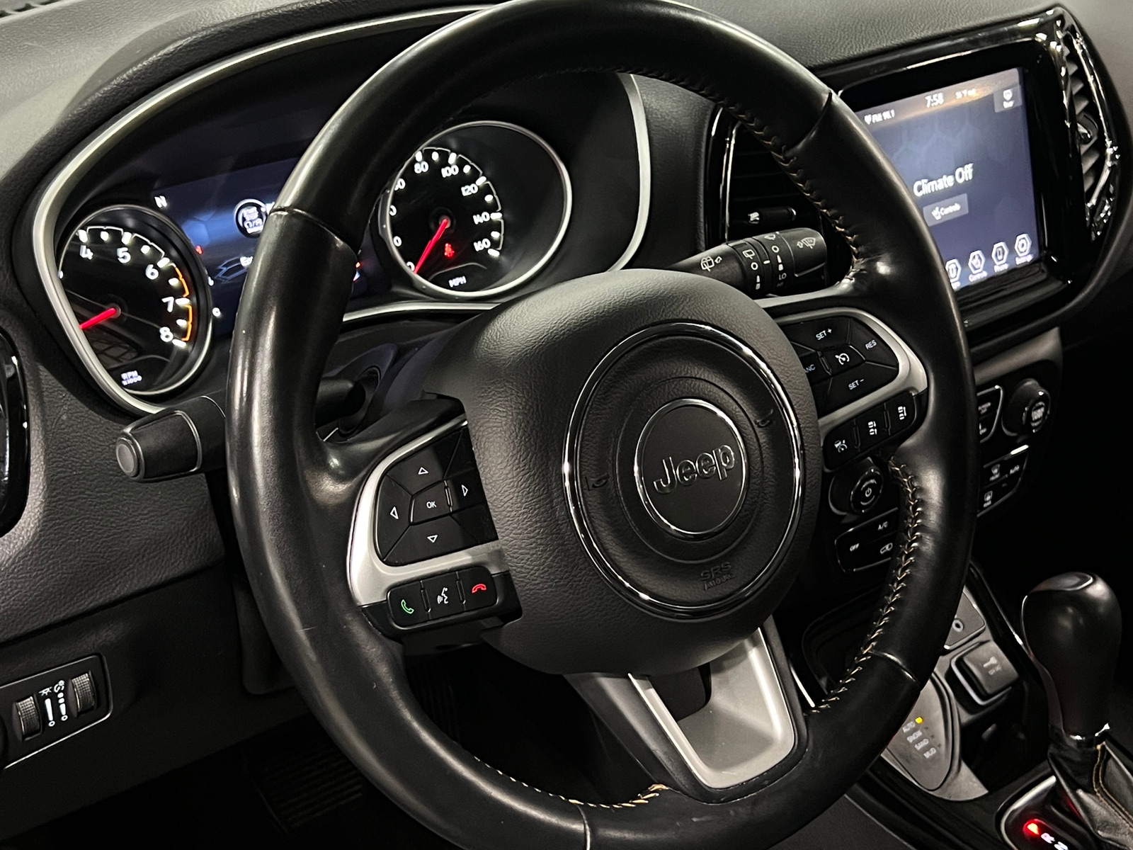 Thumbnail: 2021 Jeep Compass - 4