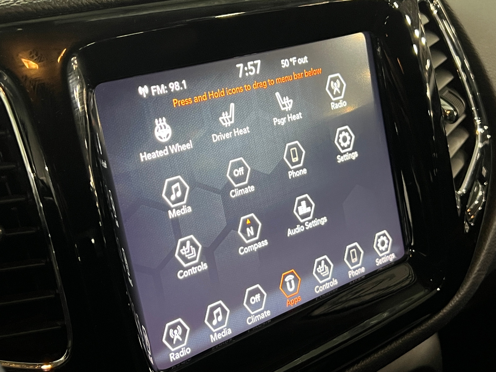 Thumbnail: 2021 Jeep Compass - 3