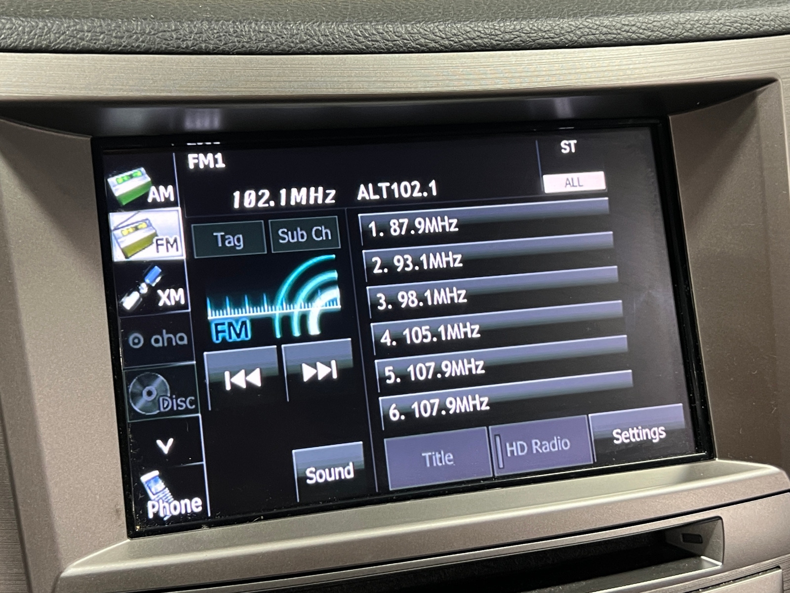 Thumbnail: 2014 Subaru Outback - 3