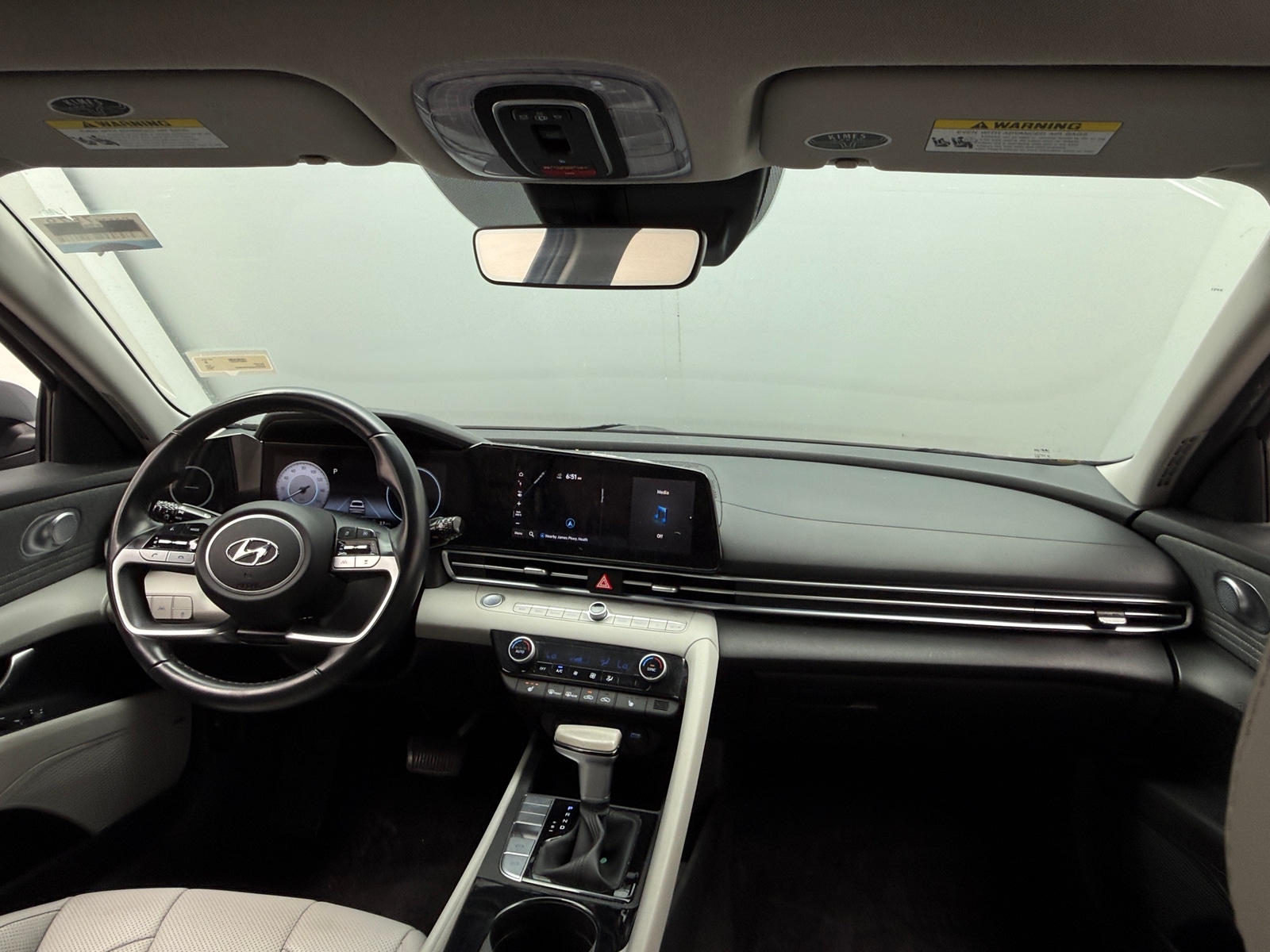 Thumbnail: 2023 Hyundai Elantra - 2