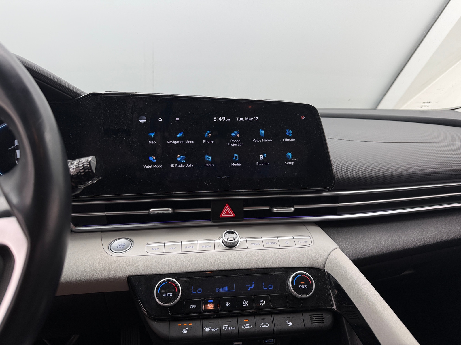 Thumbnail: 2023 Hyundai Elantra - 3