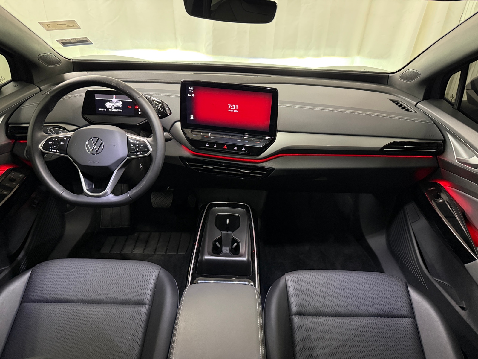 Thumbnail: 2023 Volkswagen ID.4 - 2