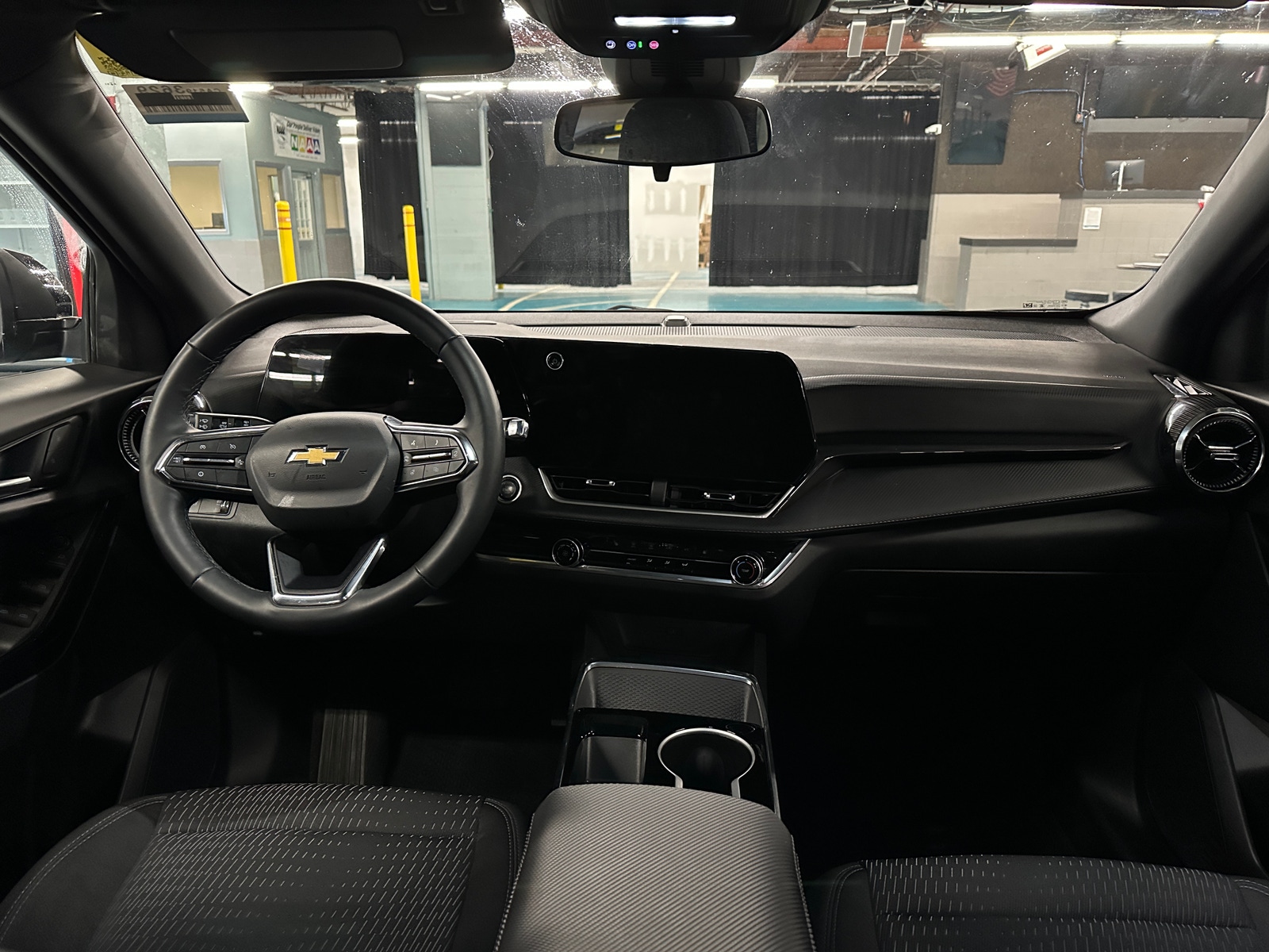 Thumbnail: 2025 Chevrolet Equinox - 3