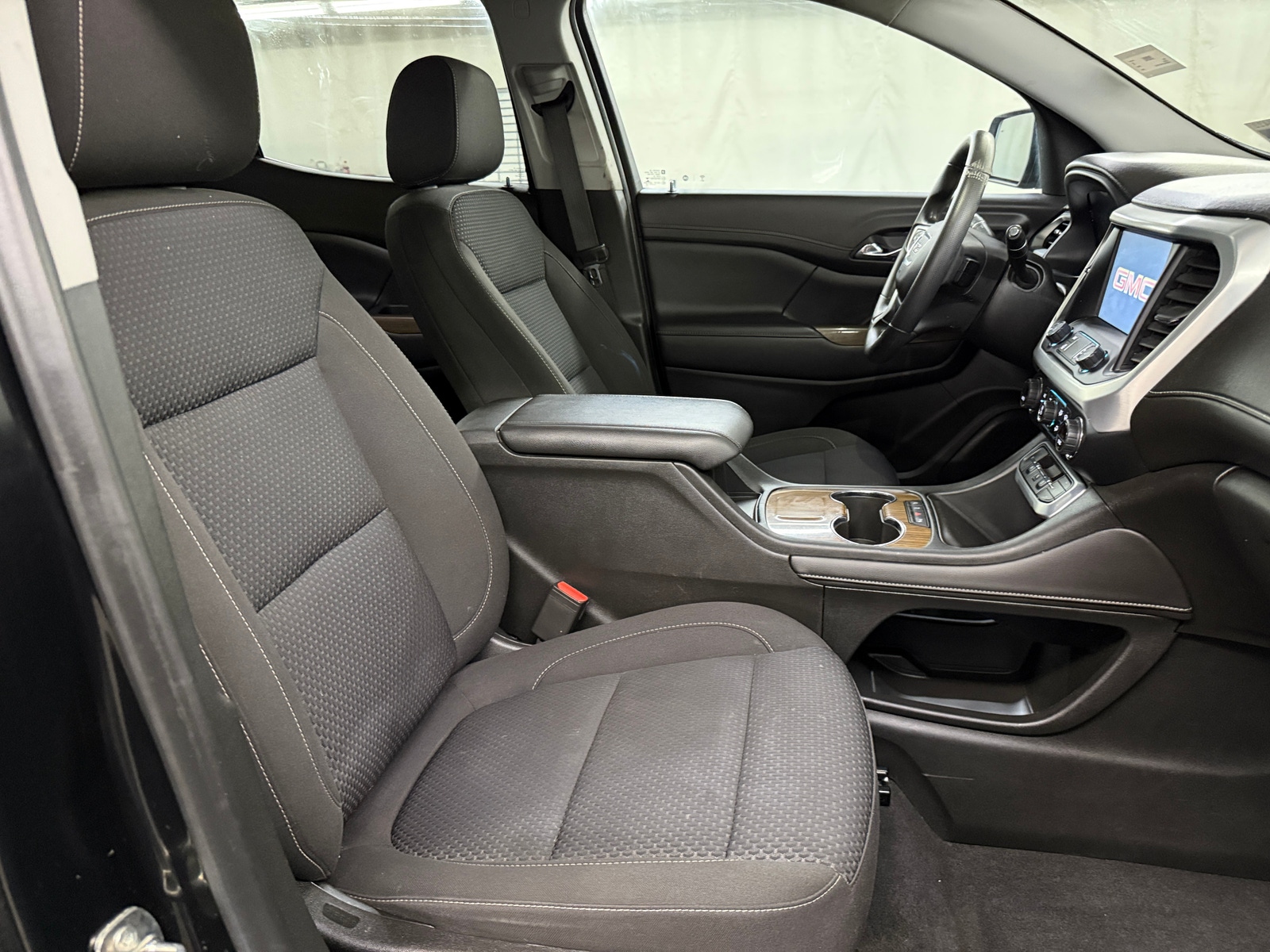 Thumbnail: 2021 GMC Acadia - 2