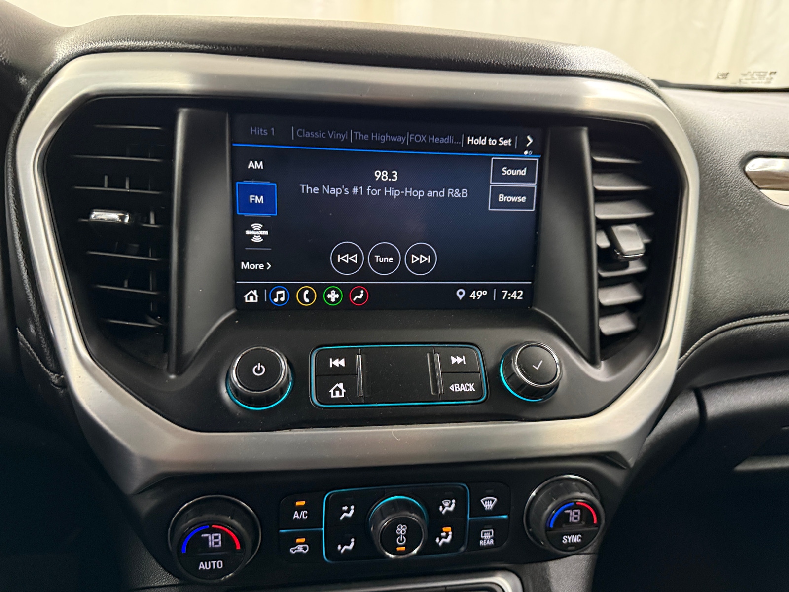 Thumbnail: 2021 GMC Acadia - 4