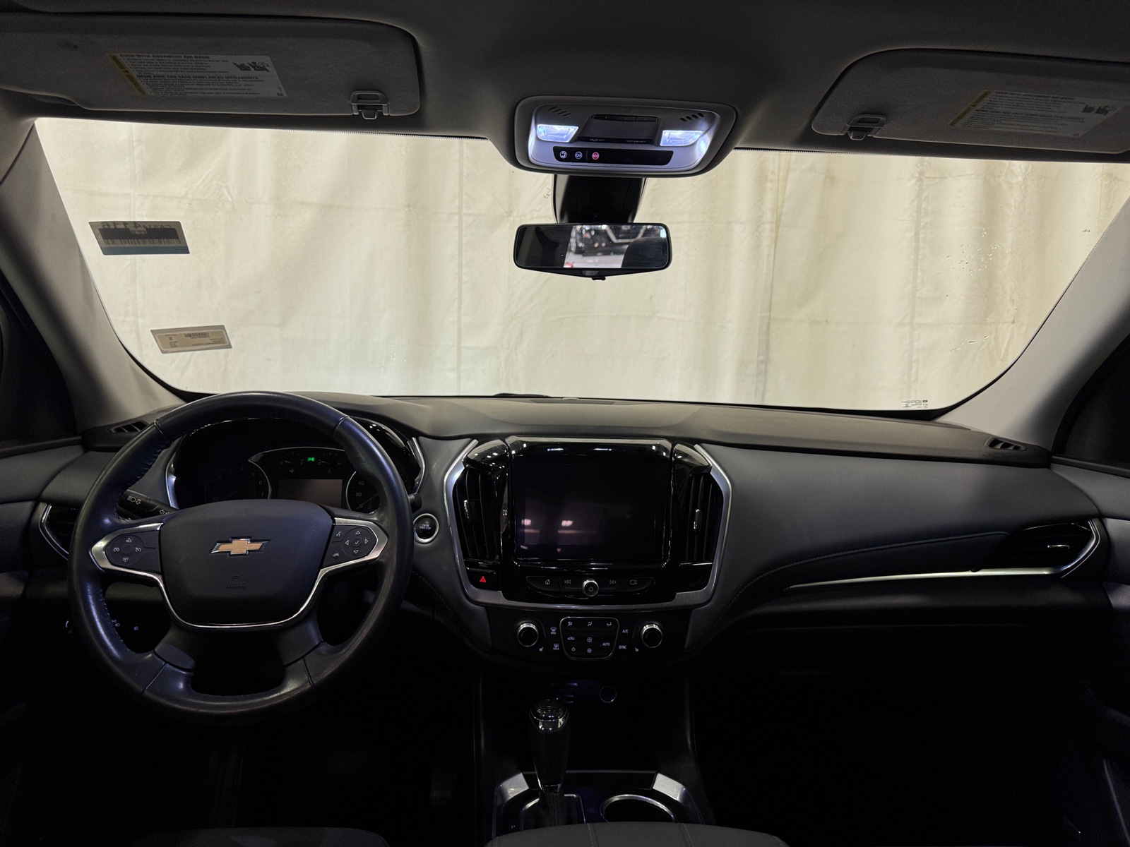 Thumbnail: 2020 Chevrolet Traverse - 2