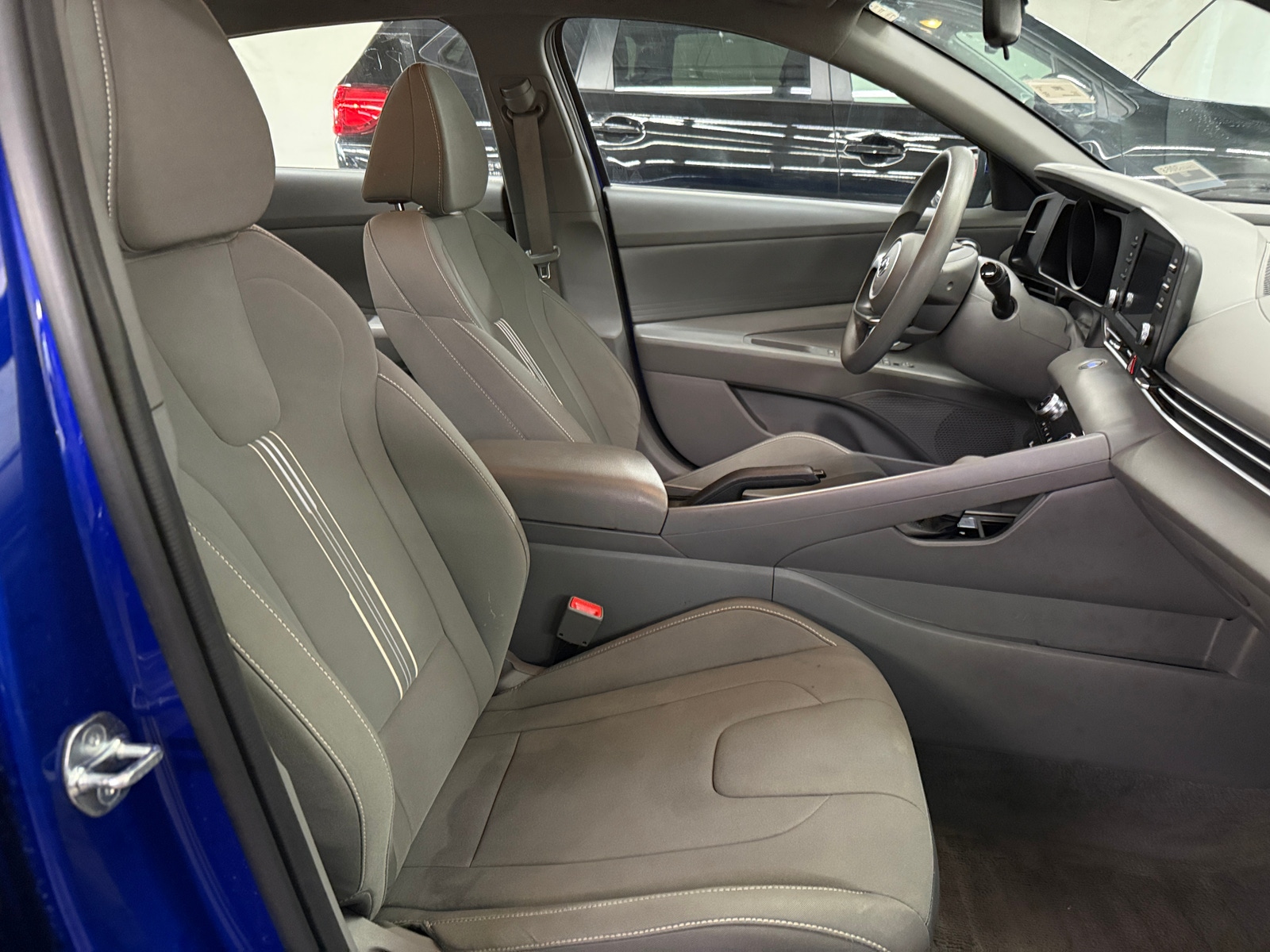 Thumbnail: 2023 Hyundai Elantra - 2
