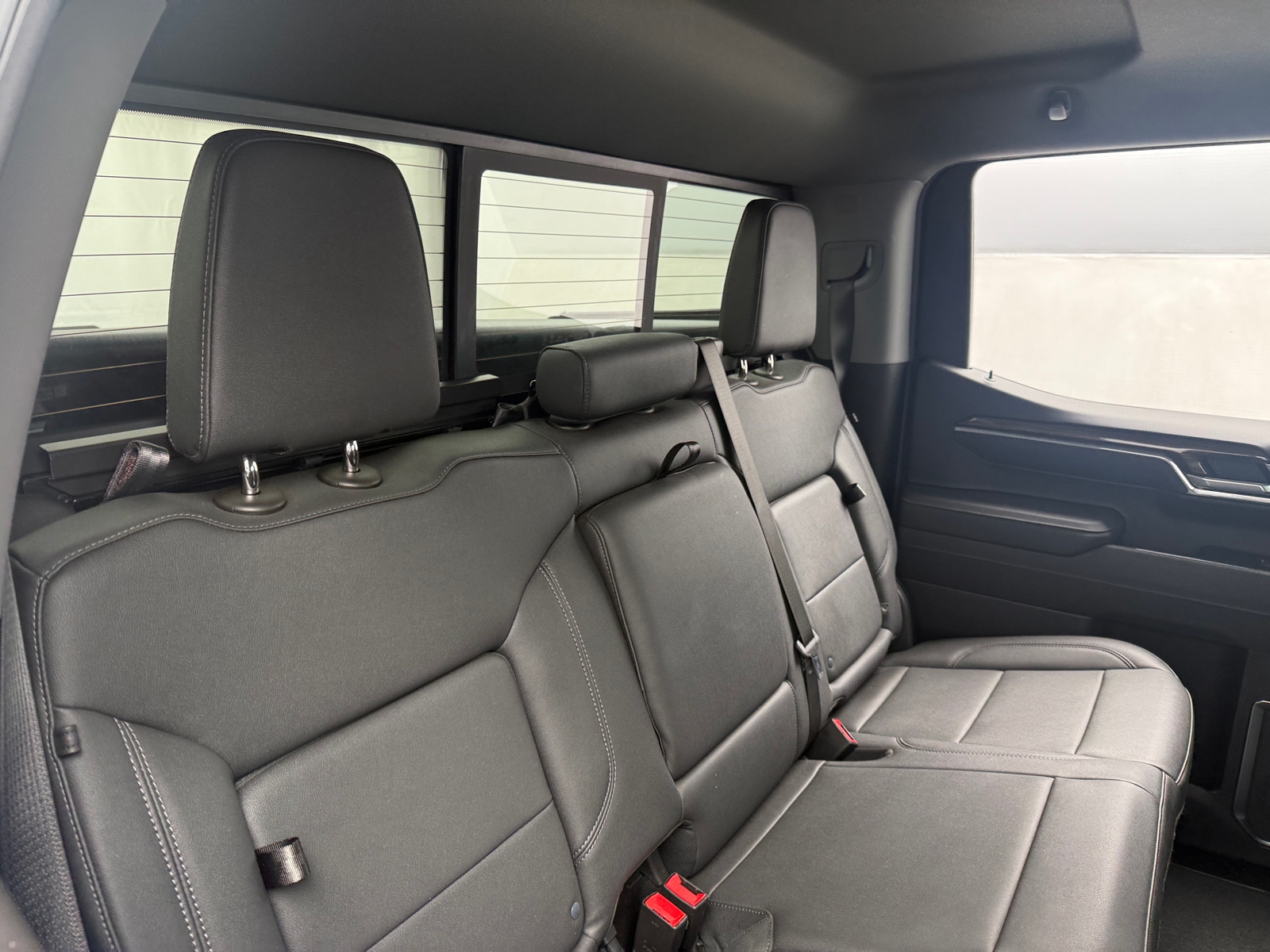 Thumbnail: 2025 Chevrolet Silverado 1500 - 5