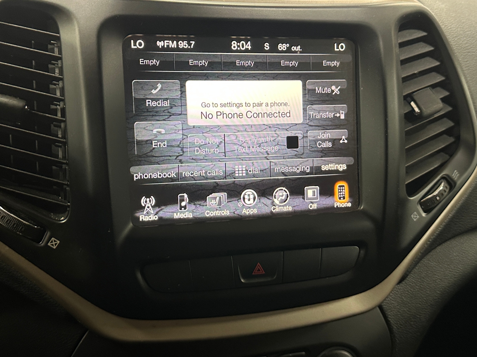 Thumbnail: 2015 Jeep Cherokee - 3