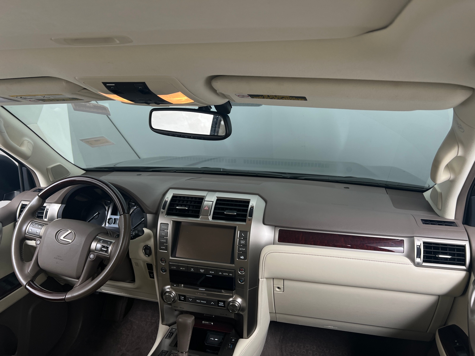 Thumbnail: 2019 Lexus GX - 2
