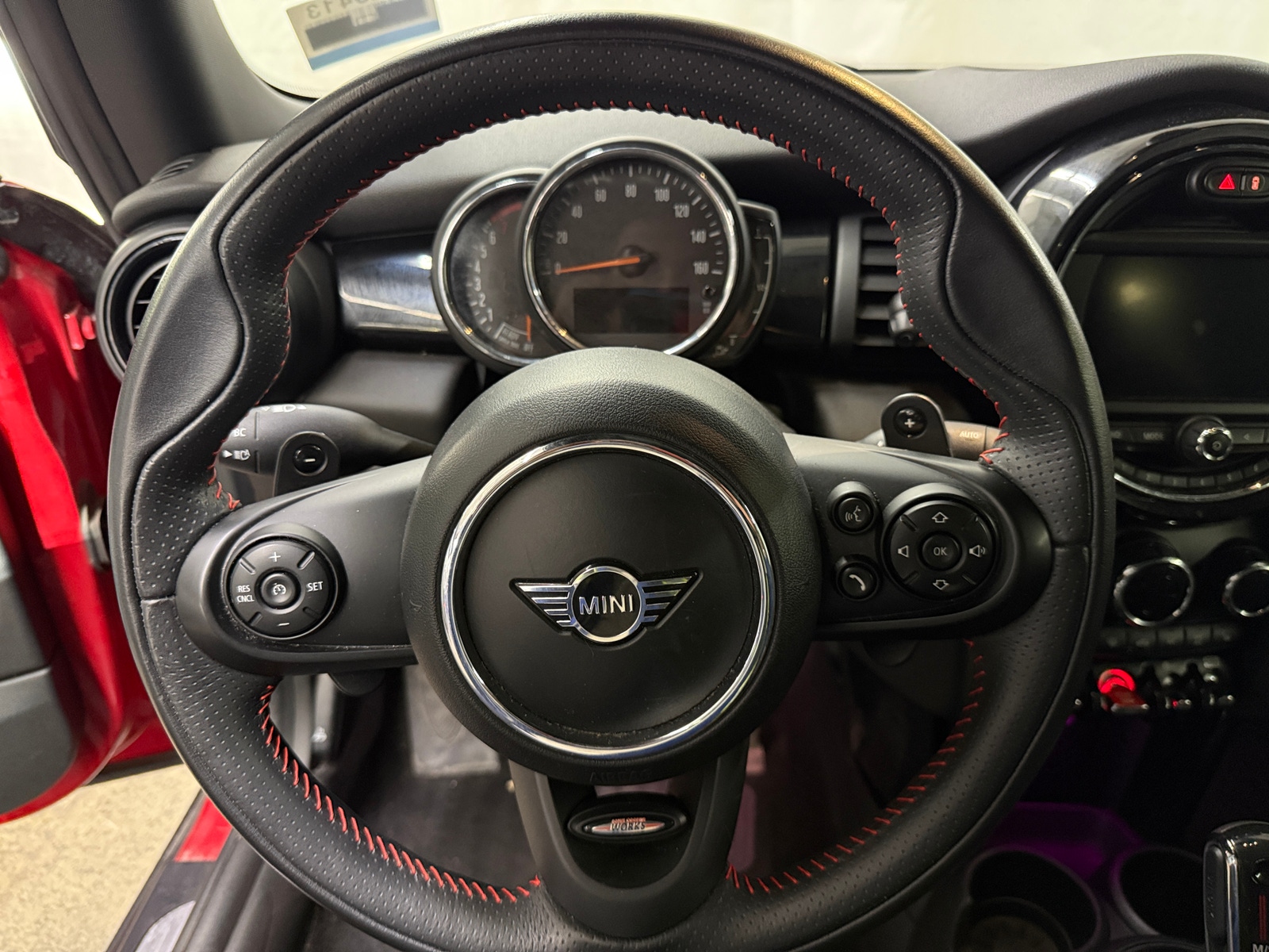 Thumbnail: 2020 MINI Cooper Hardtop - 5