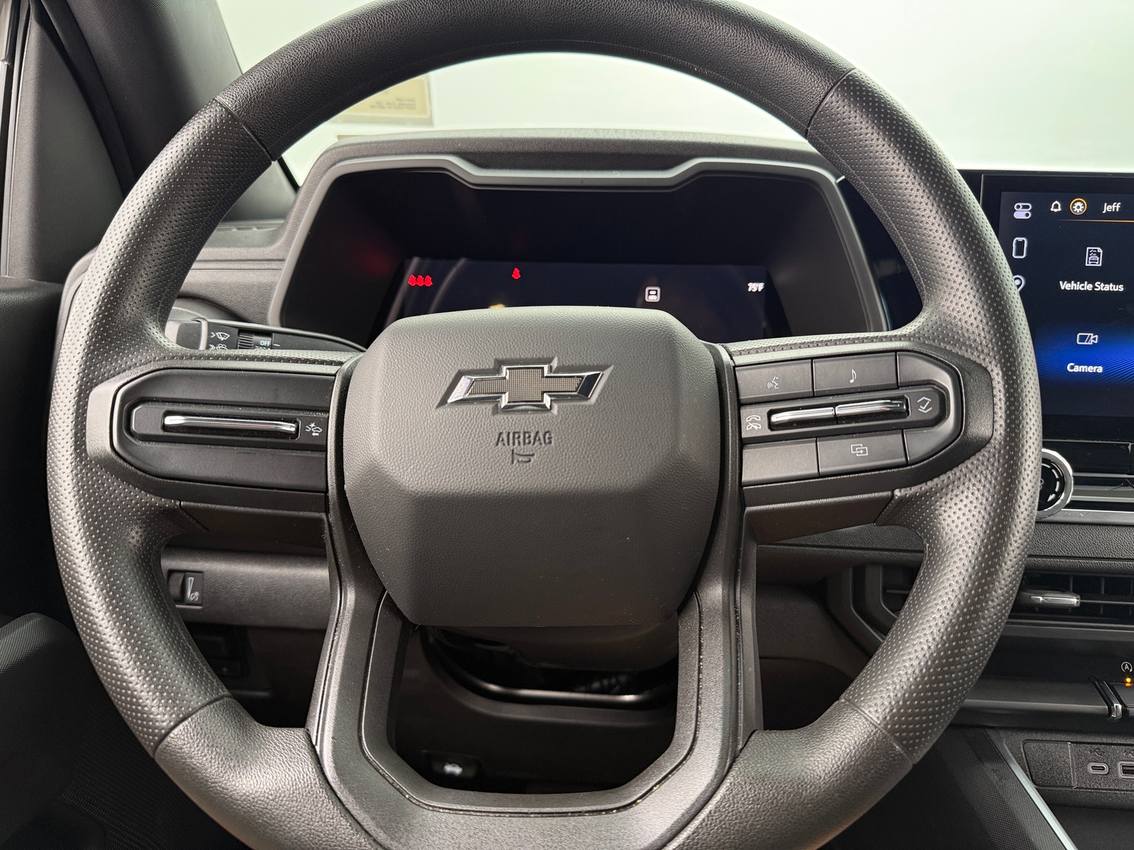 Thumbnail: 2024 Chevrolet Colorado - 5