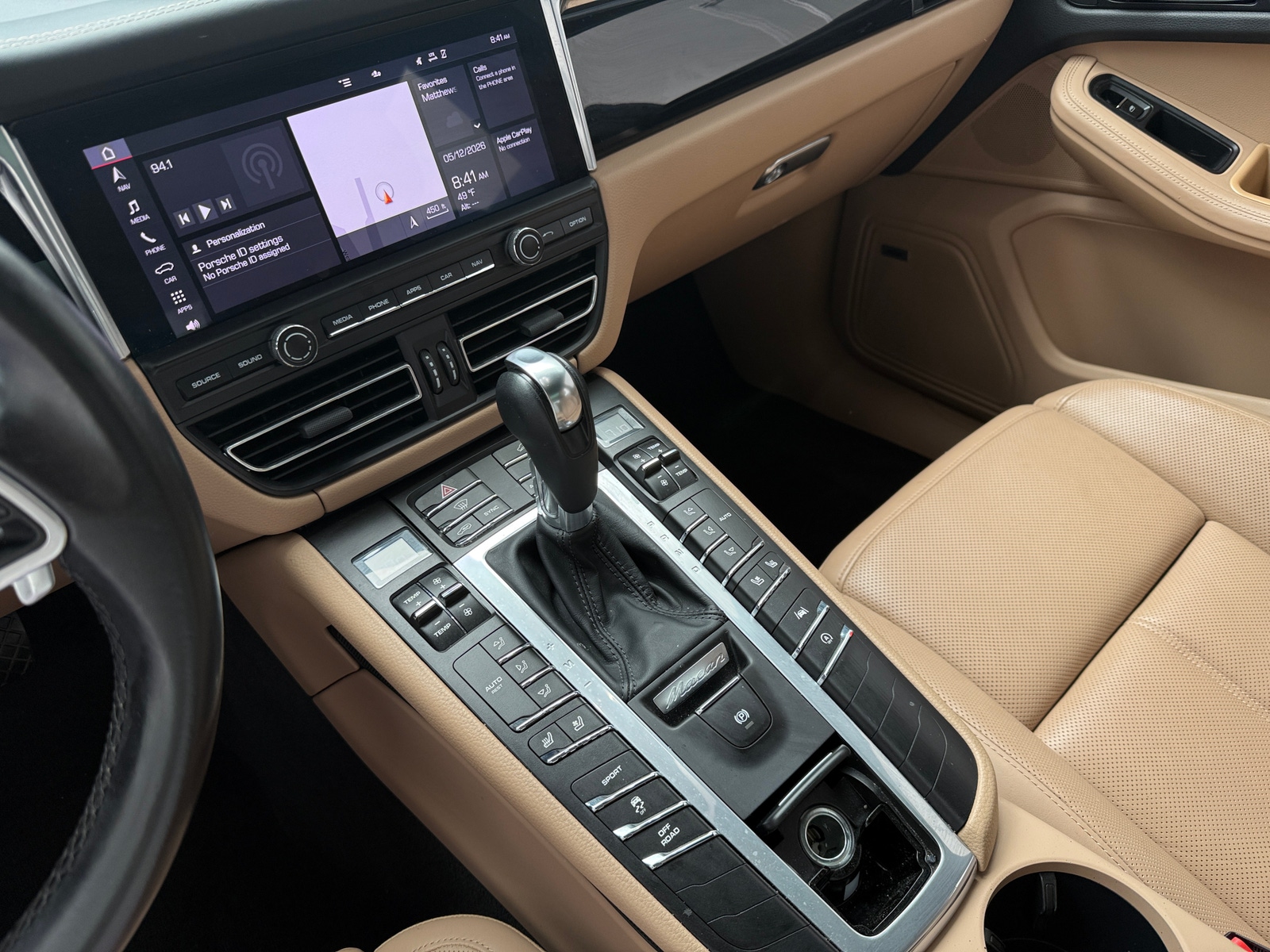 Thumbnail: 2021 Porsche Macan - 4