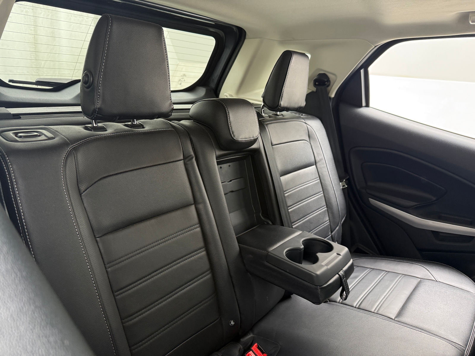 Thumbnail: 2018 Ford EcoSport - 5