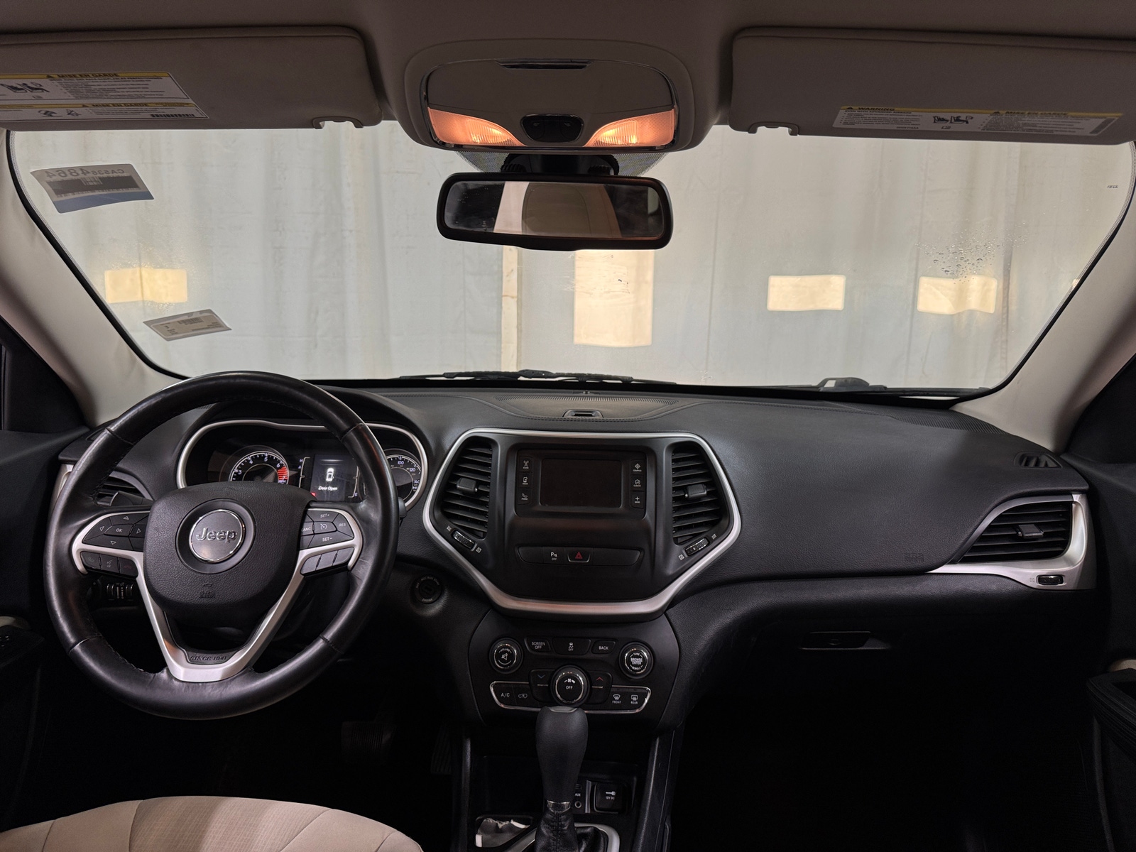 Thumbnail: 2016 Jeep Cherokee - 3