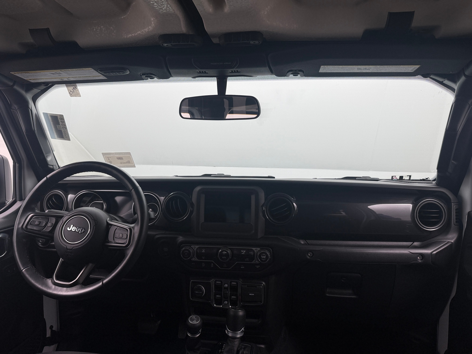 Thumbnail: 2021 Jeep Gladiator - 3