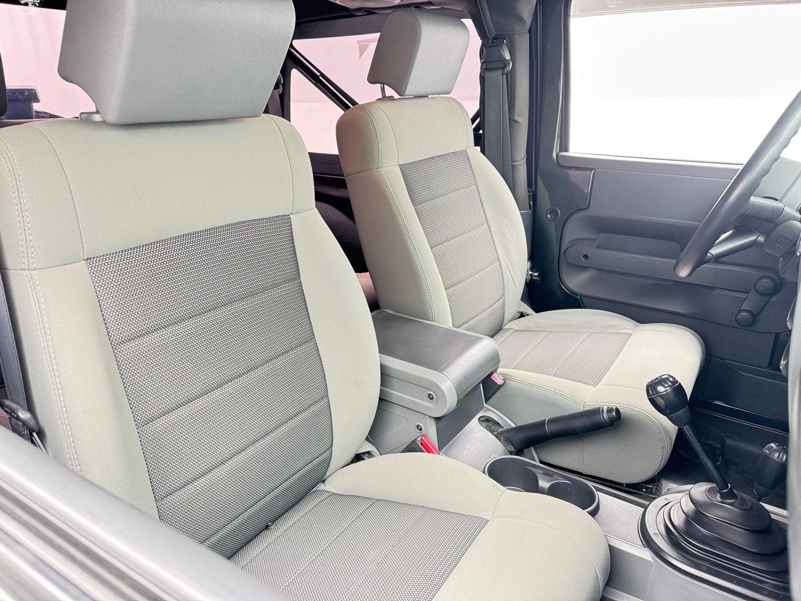 Thumbnail: 2010 Jeep Wrangler - 2