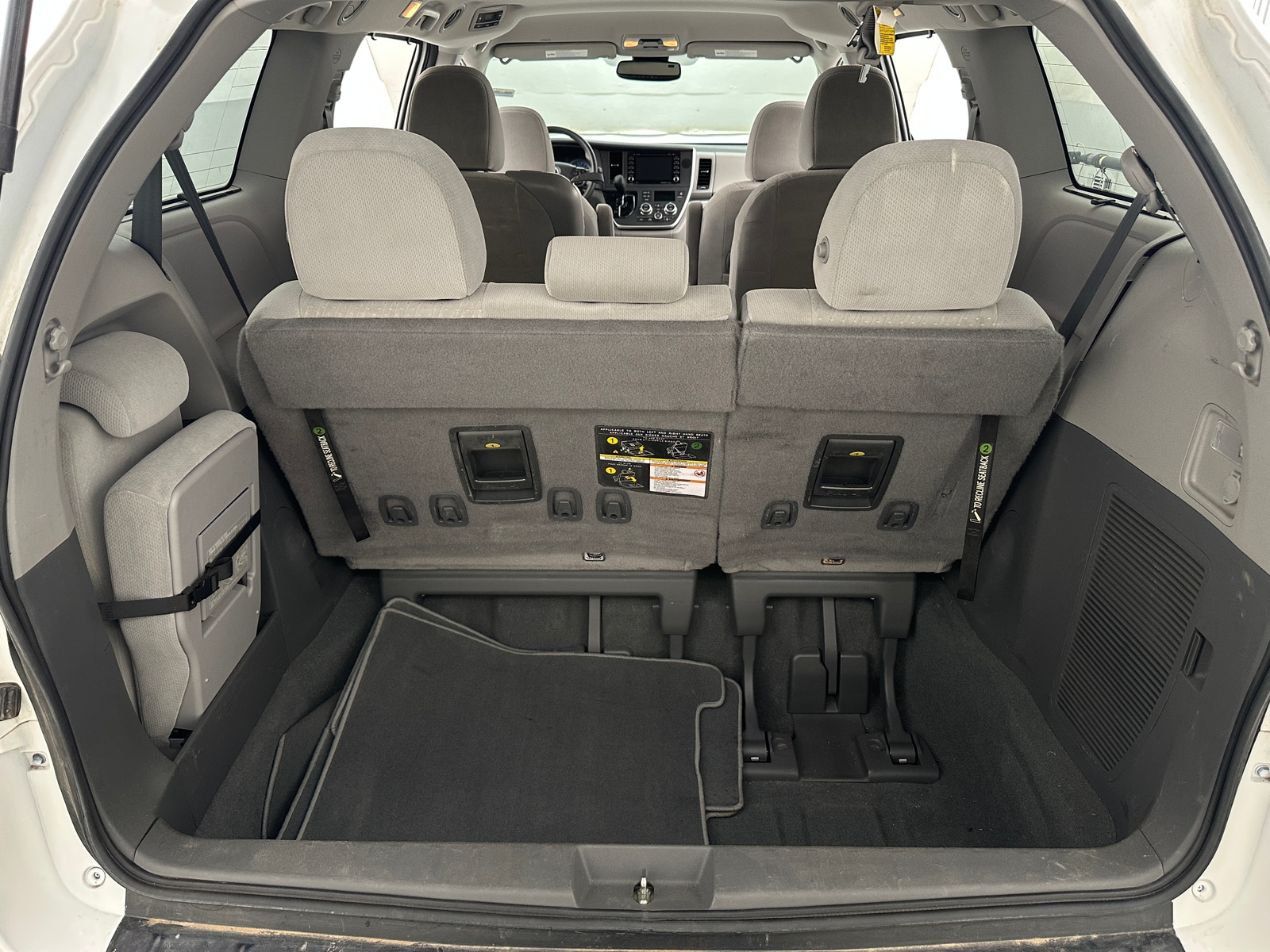 Thumbnail: 2020 Toyota Sienna - 7