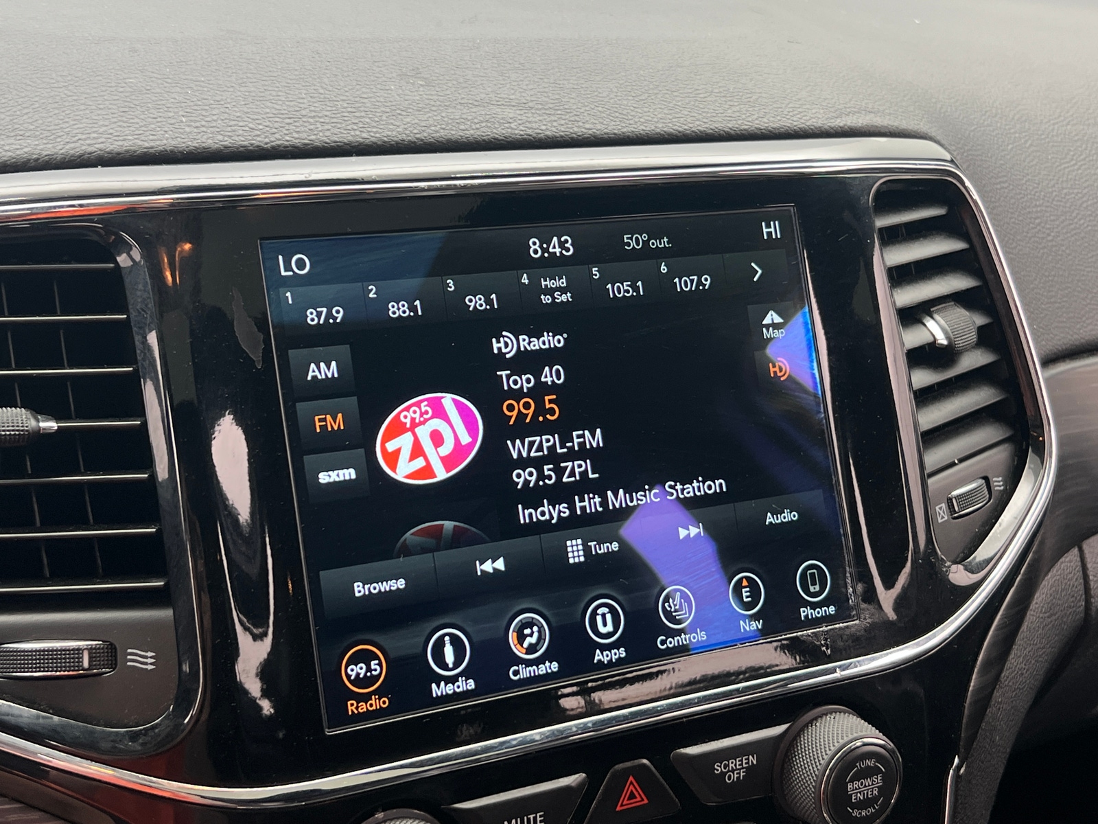 Thumbnail: 2019 Jeep Grand Cherokee - 3