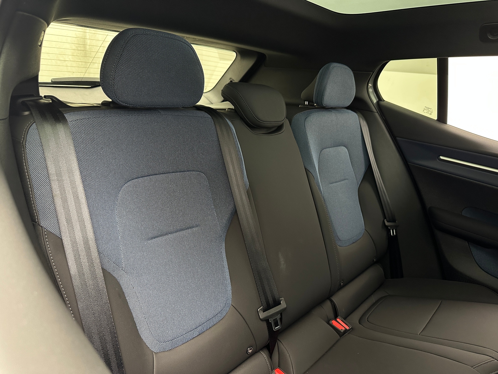 Thumbnail: 2025 Volvo EX30 - 5