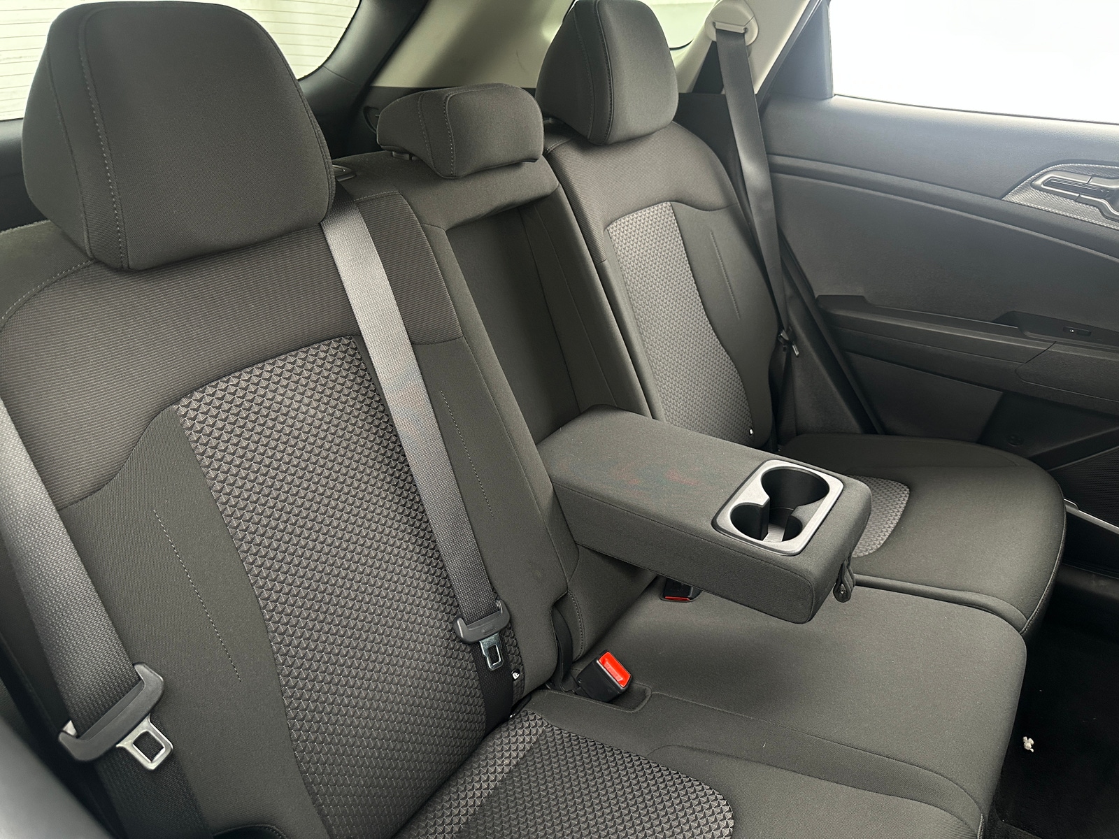 Thumbnail: 2024 Kia Sportage - 6