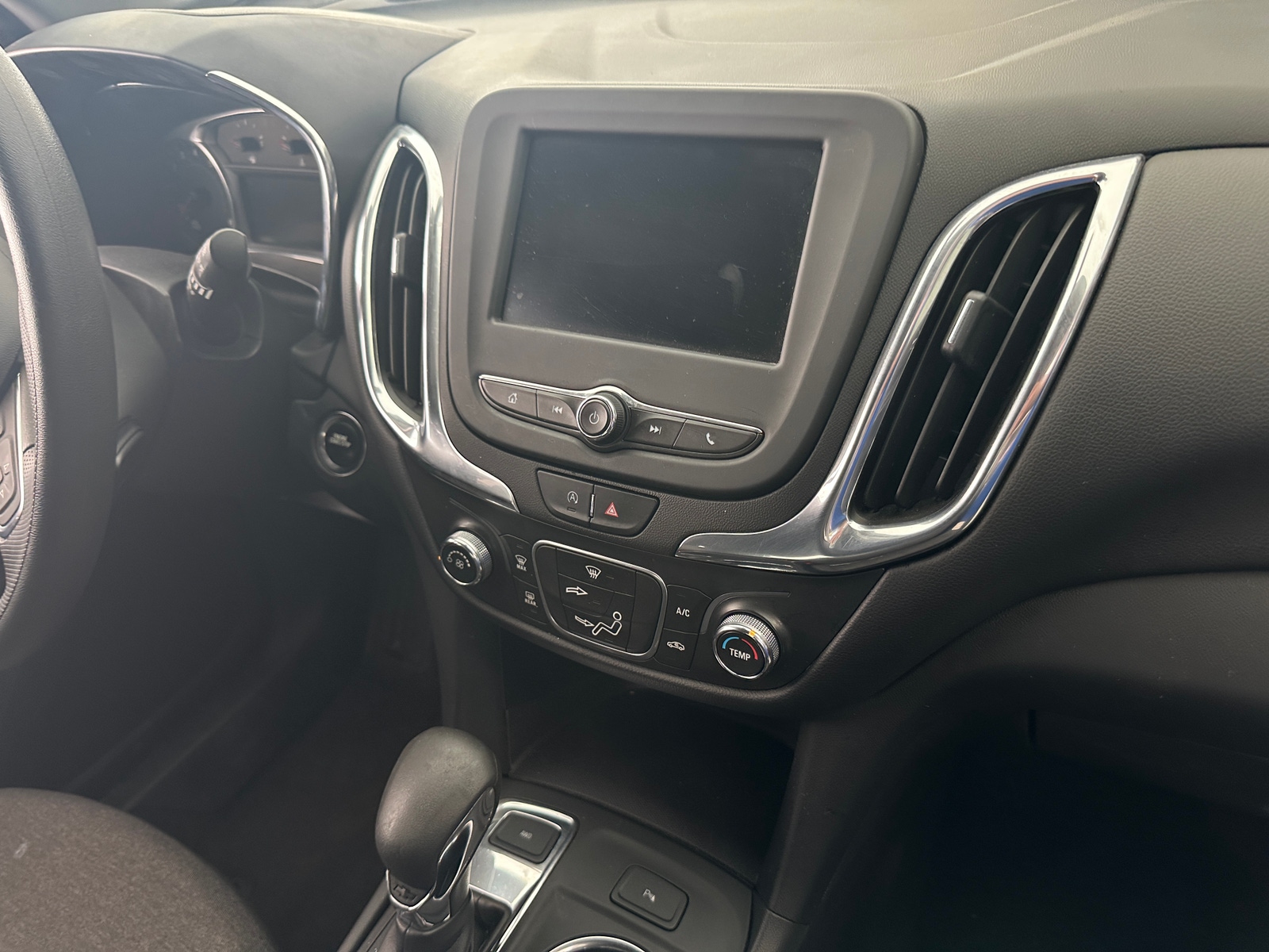 Thumbnail: 2023 Chevrolet Equinox - 4