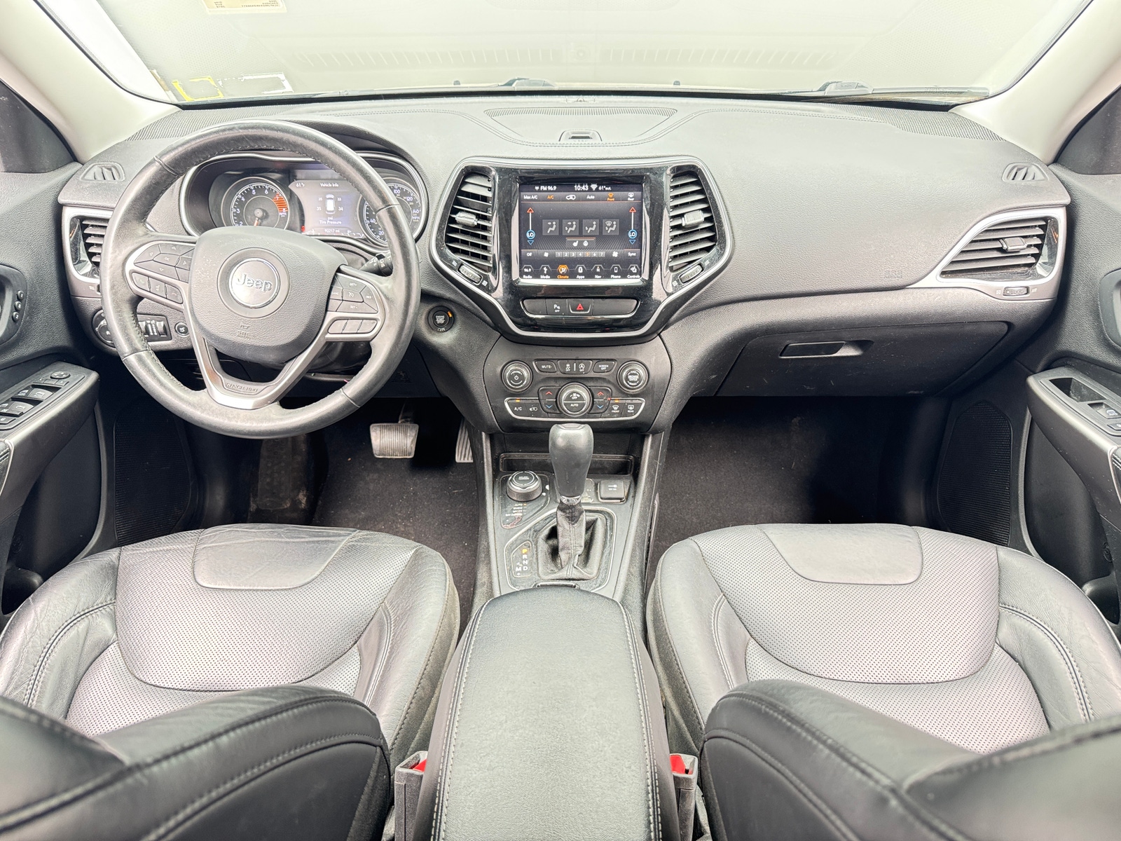 Thumbnail: 2019 Jeep Cherokee - 2