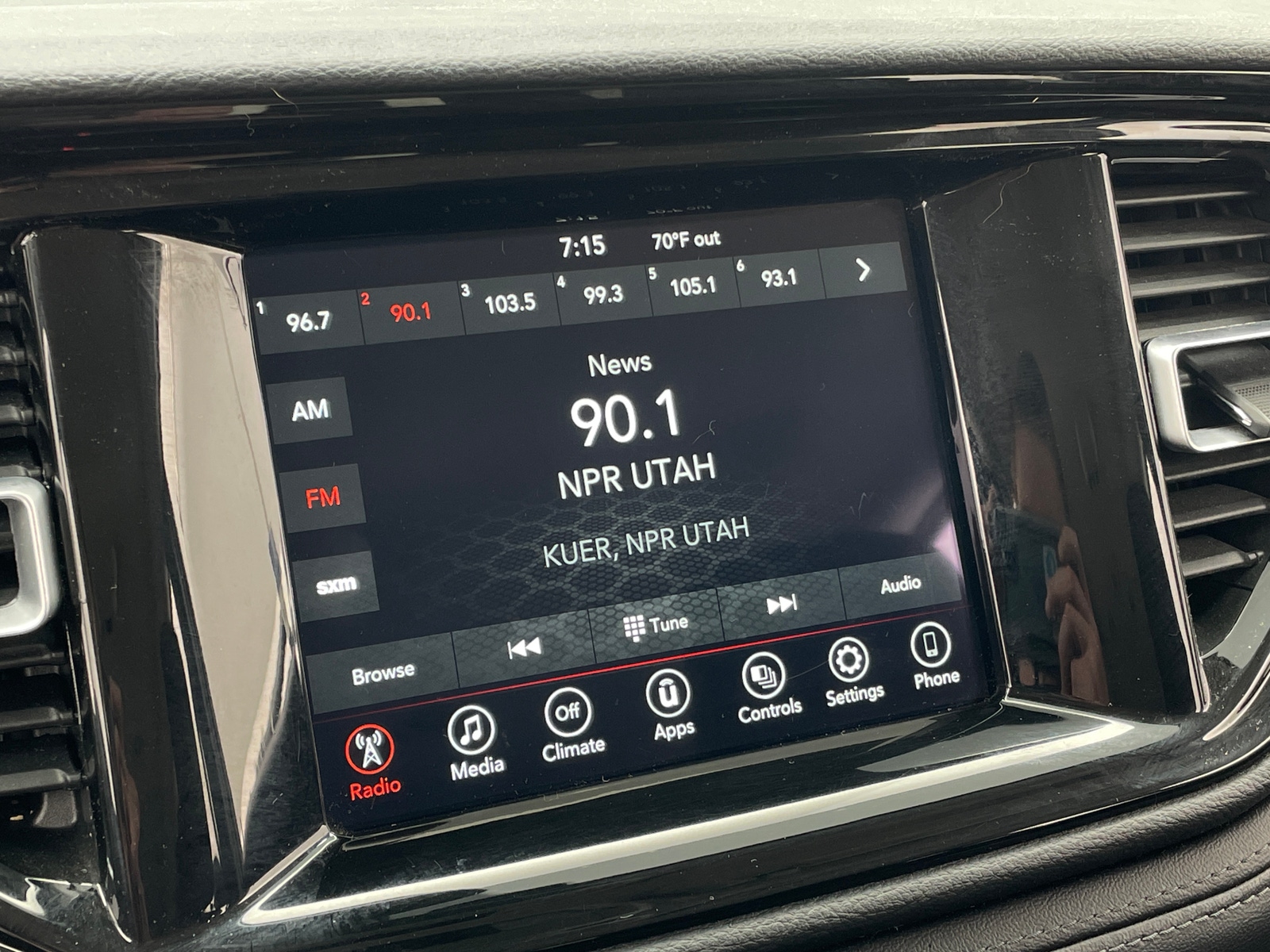 Thumbnail: 2022 Dodge Durango - 4