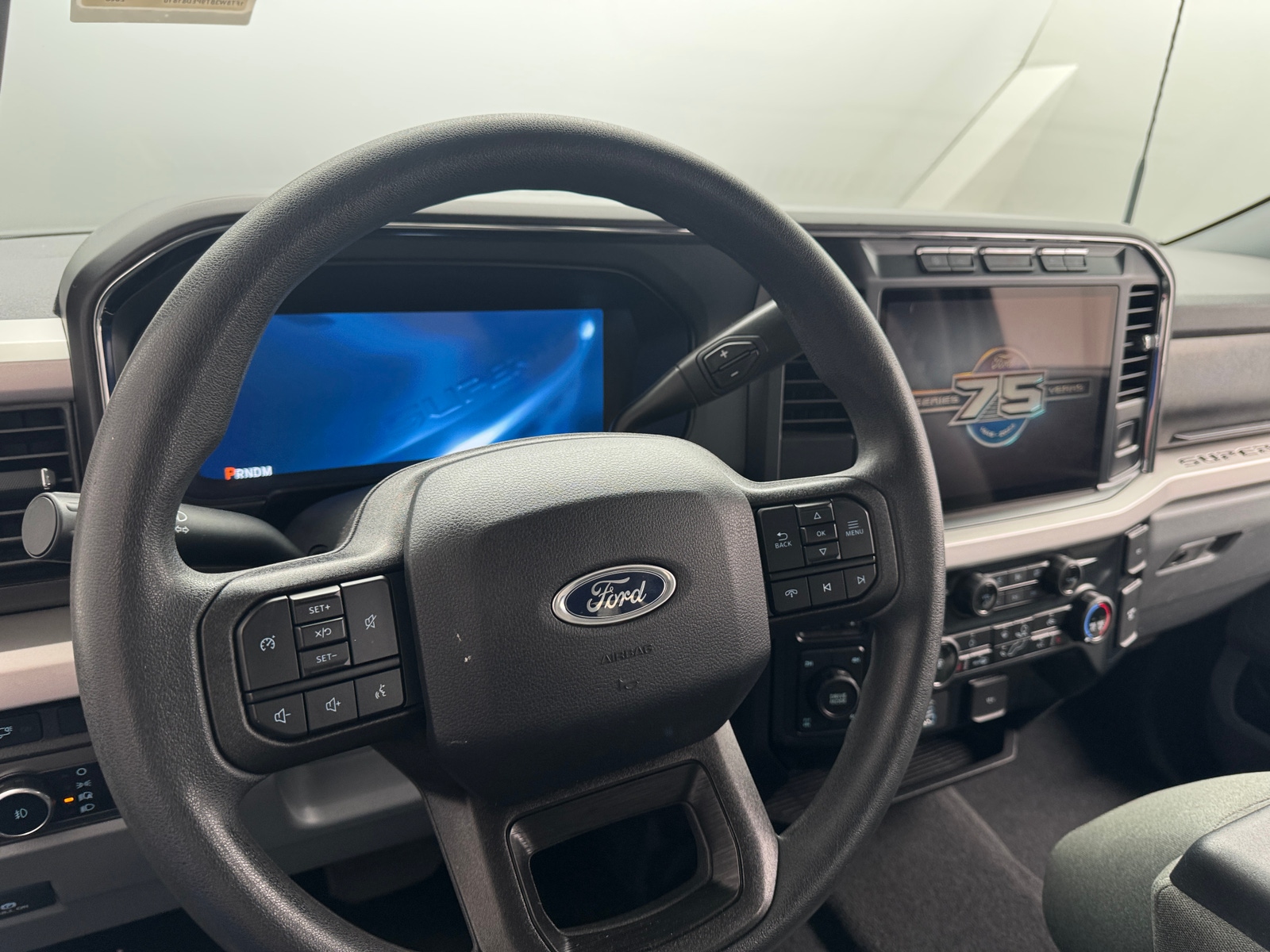 Thumbnail: 2023 Ford Econoline - 5