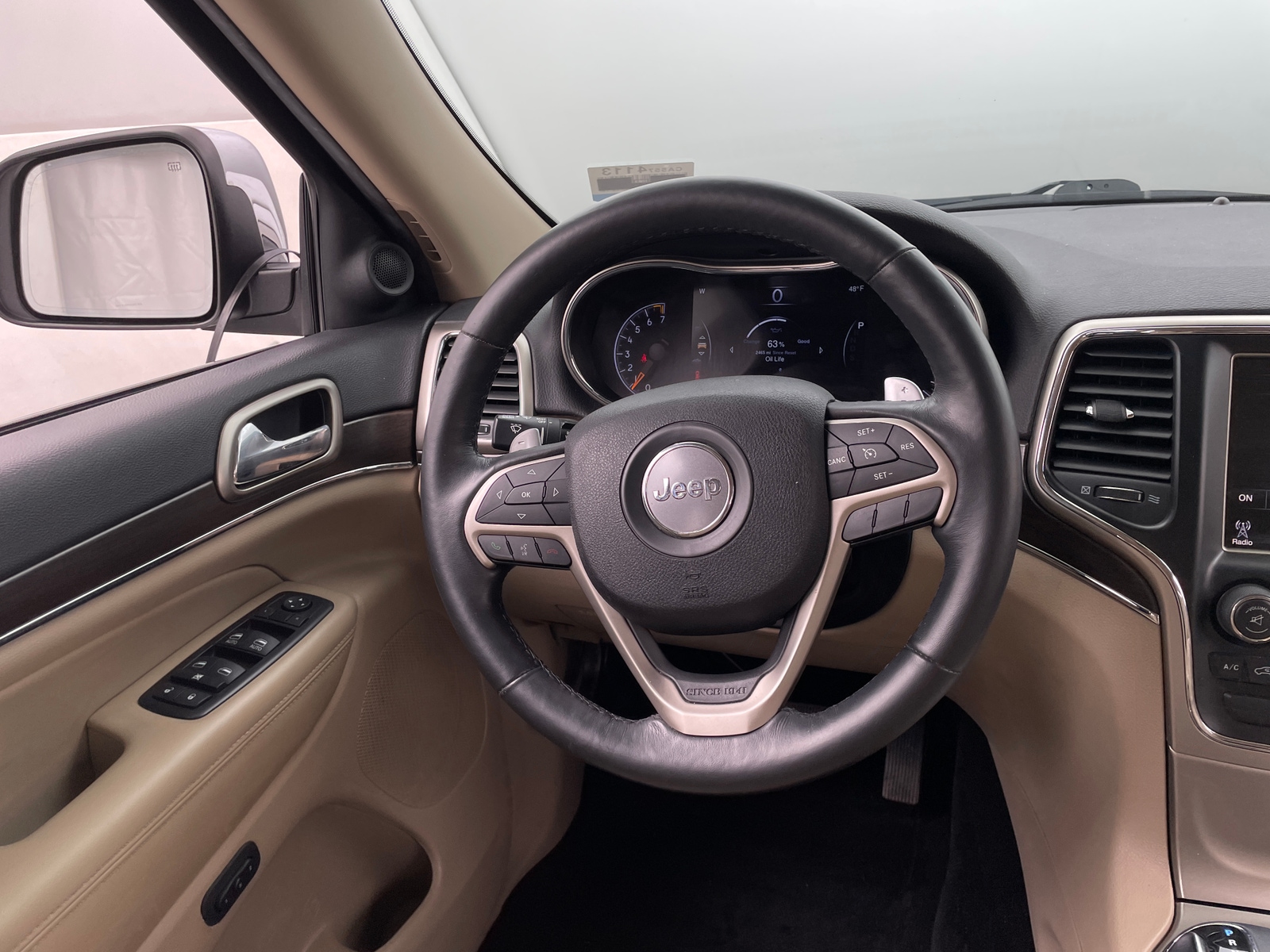Thumbnail: 2015 Jeep Grand Cherokee - 4
