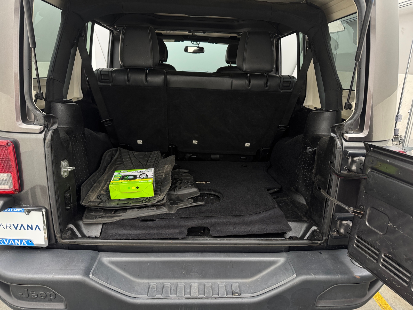 Thumbnail: 2017 Jeep Wrangler - 6