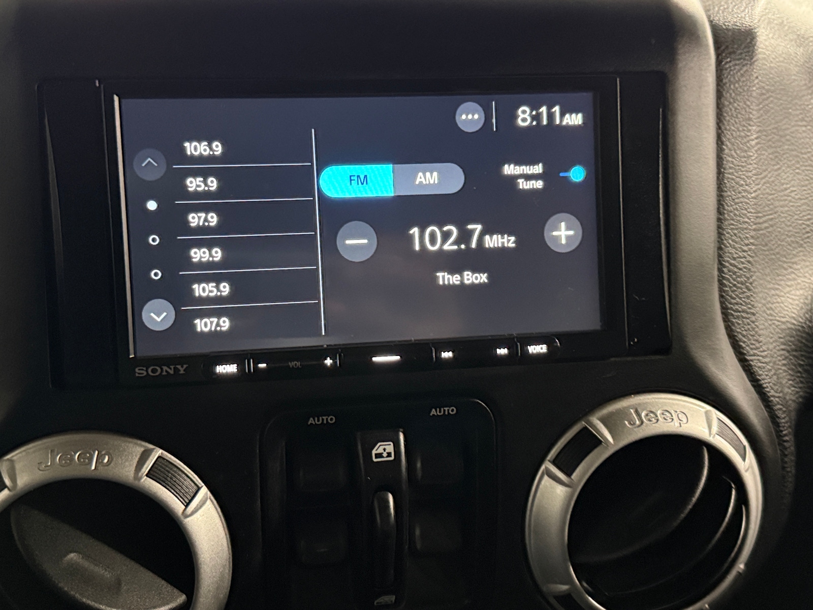 Thumbnail: 2017 Jeep Wrangler - 3