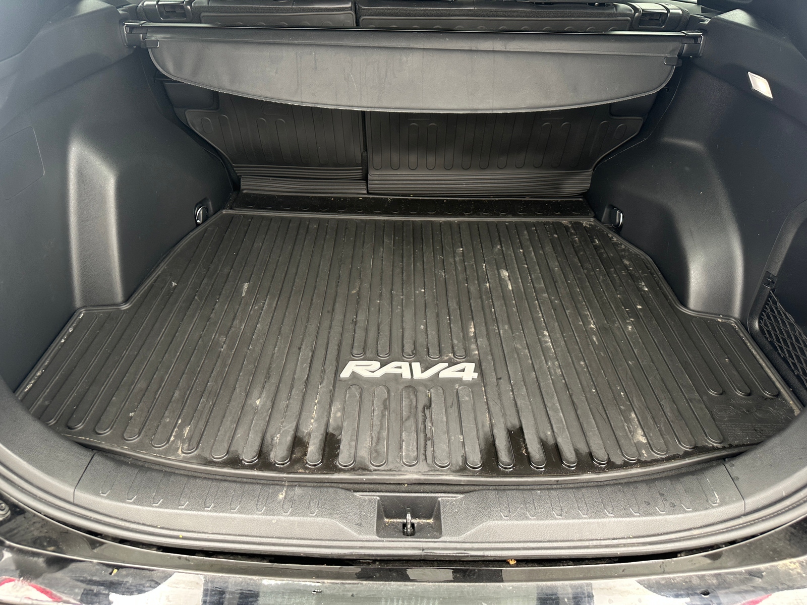 Thumbnail: 2023 Toyota RAV4 - 6