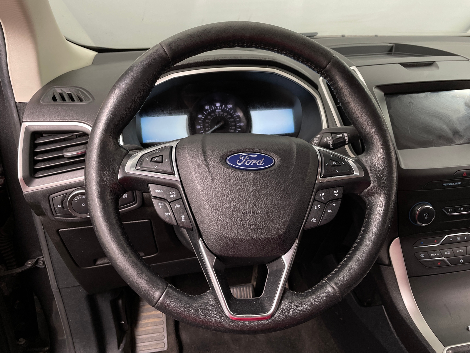 Thumbnail: 2020 Ford Edge - 4