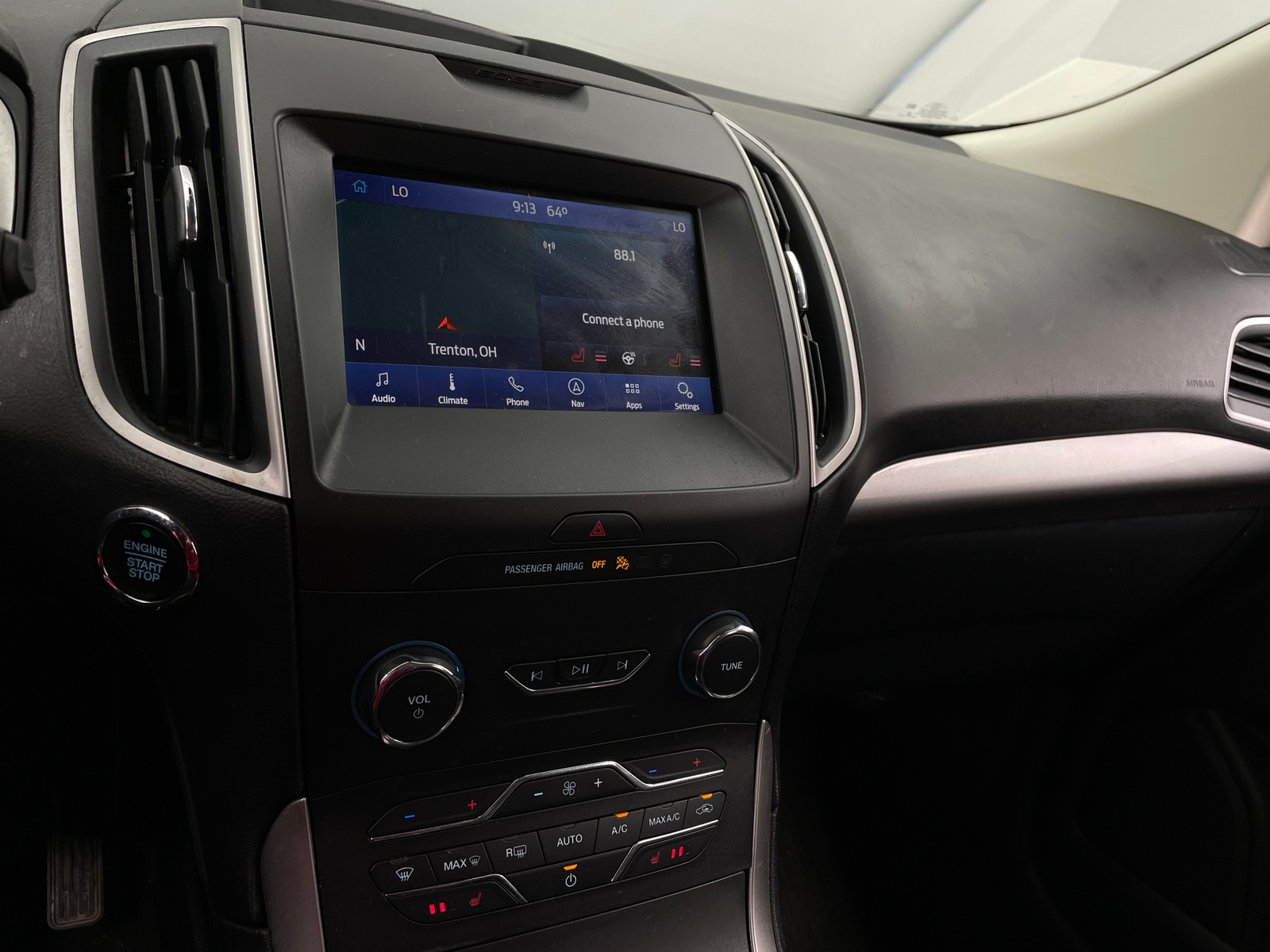 Thumbnail: 2020 Ford Edge - 3