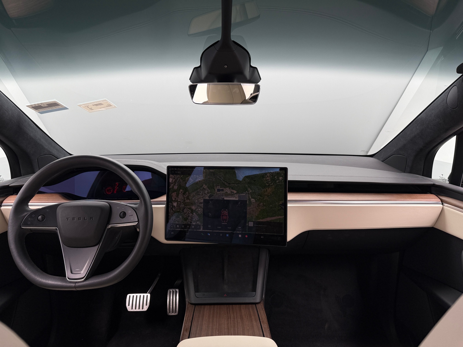 Thumbnail: 2023 Tesla Model X - 2
