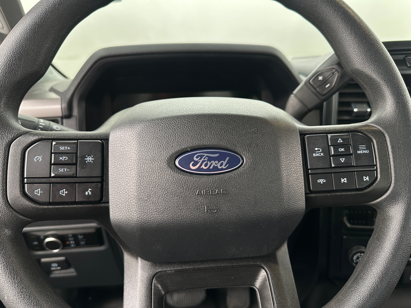 Thumbnail: 2024 Ford Econoline - 4