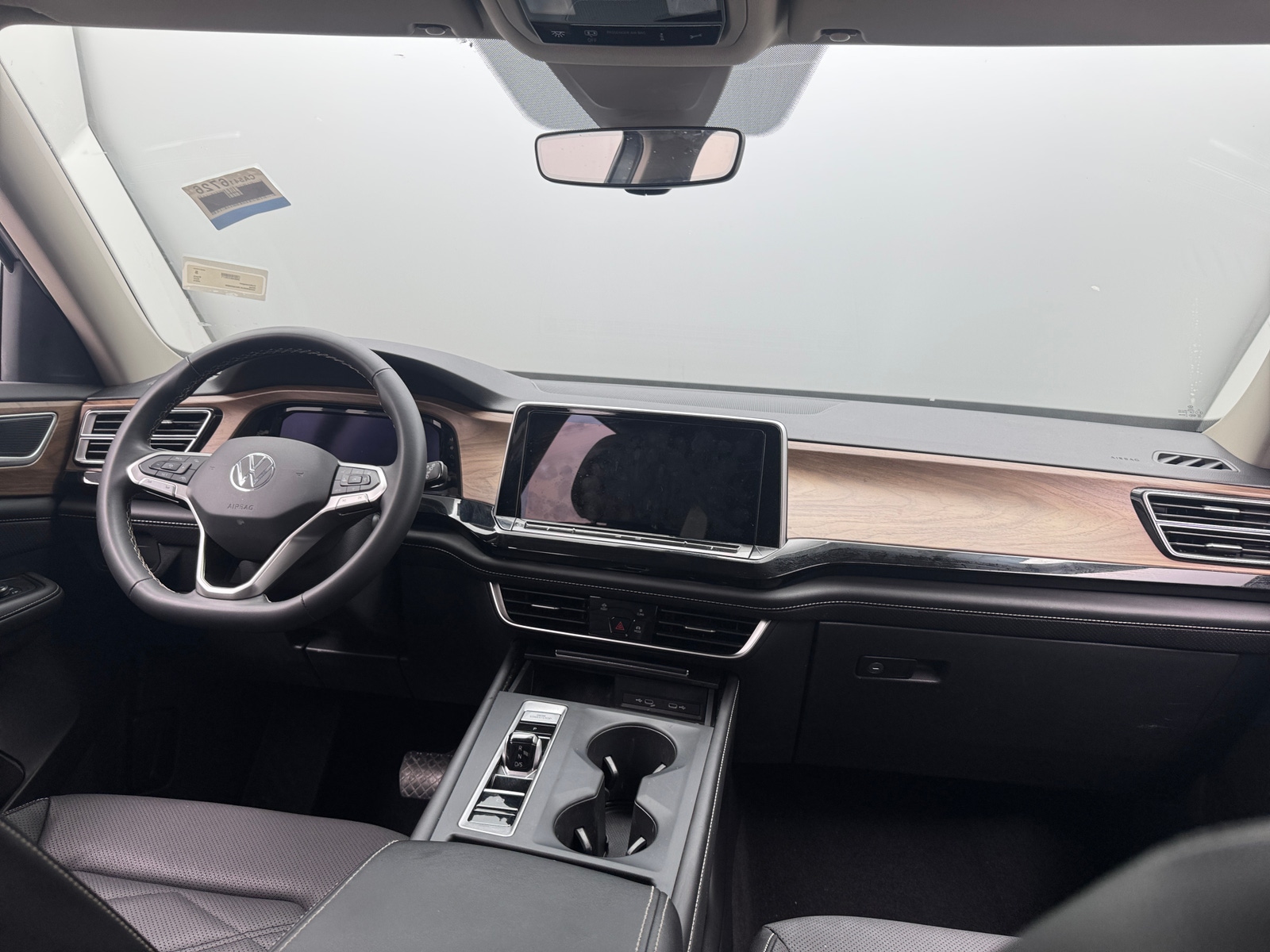 Thumbnail: 2024 Volkswagen Atlas - 2