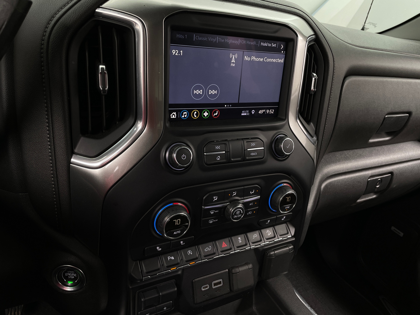 Thumbnail: 2019 Chevrolet Silverado 1500 - 4