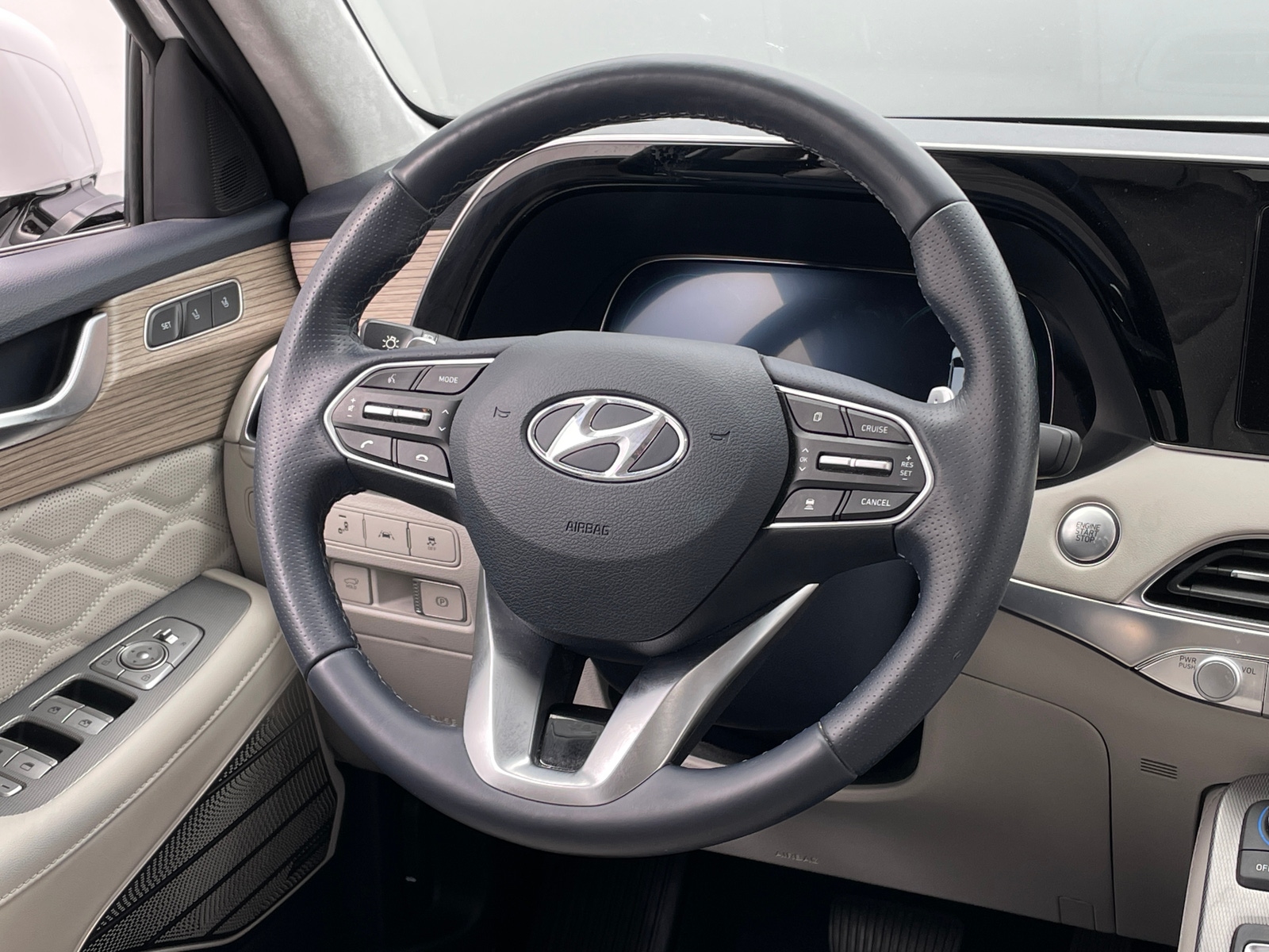 Thumbnail: 2022 Hyundai Palisade - 4