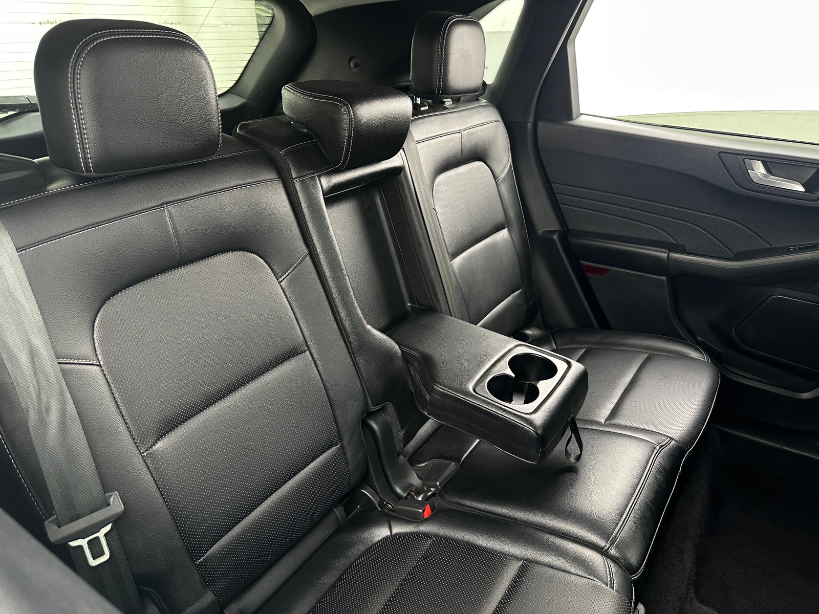 Thumbnail: 2022 Ford Escape - 6