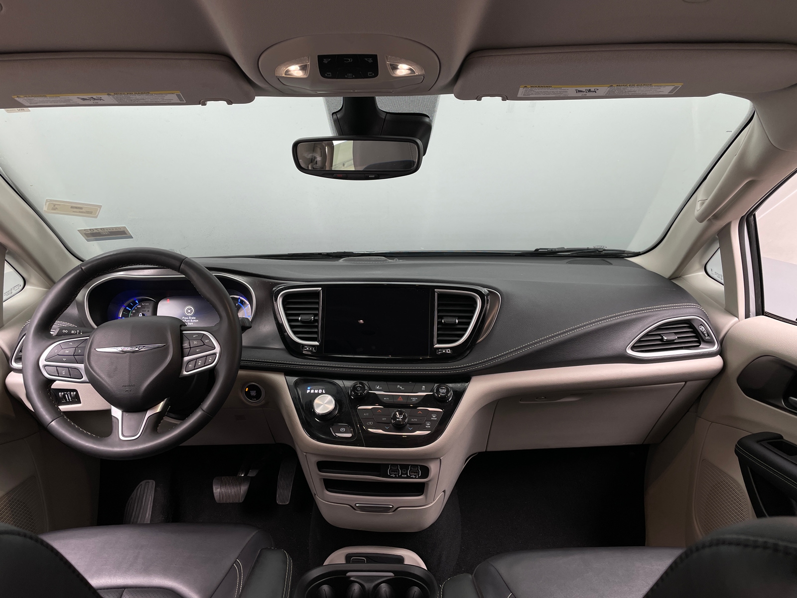 Thumbnail: 2024 Chrysler Pacifica - 2