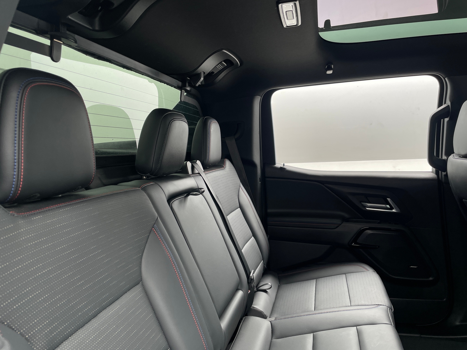 Thumbnail: 2024 Chevrolet Silverado EV - 6