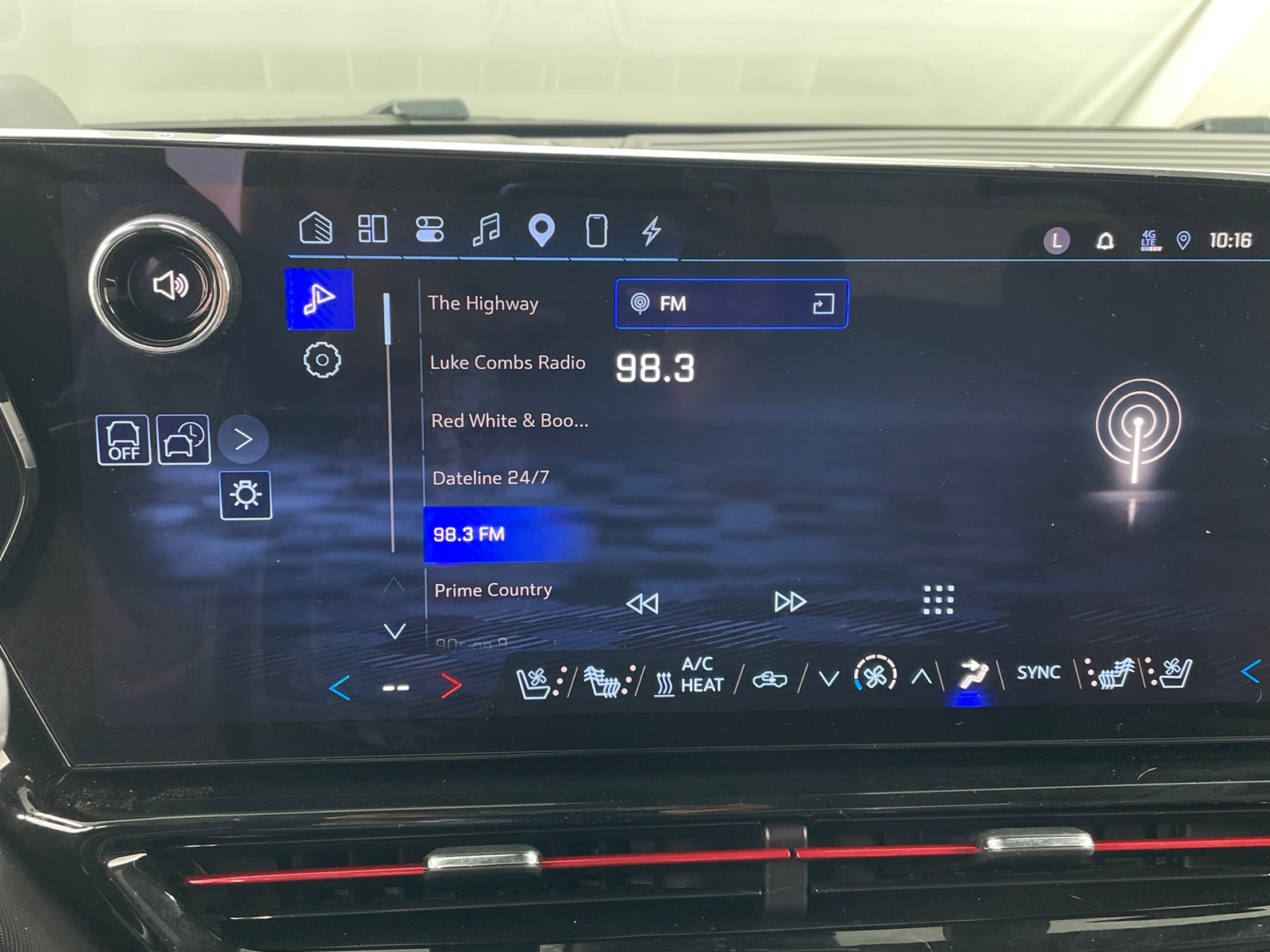 Thumbnail: 2024 Chevrolet Silverado EV - 4