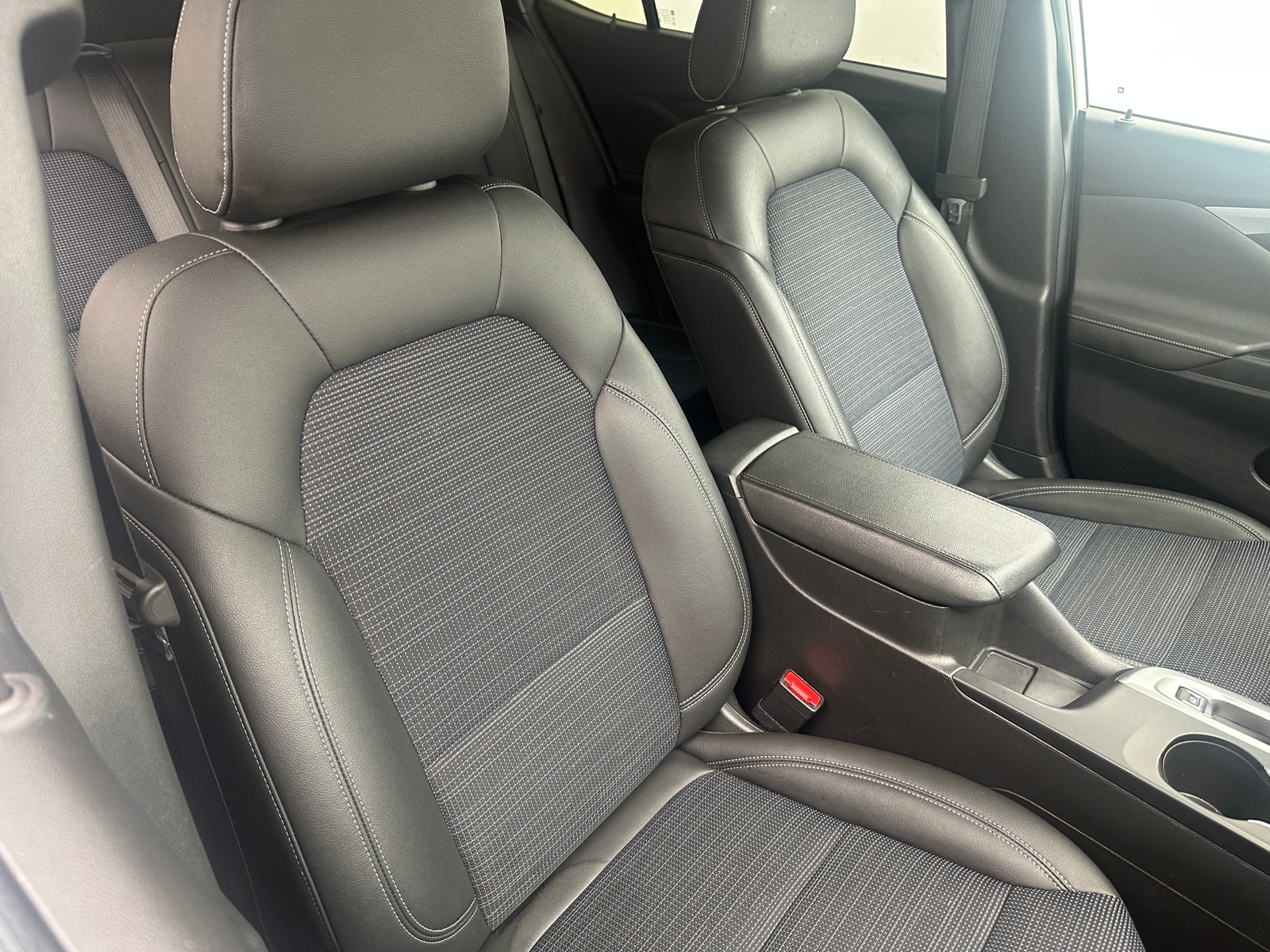 Thumbnail: 2025 Buick Envista - 2