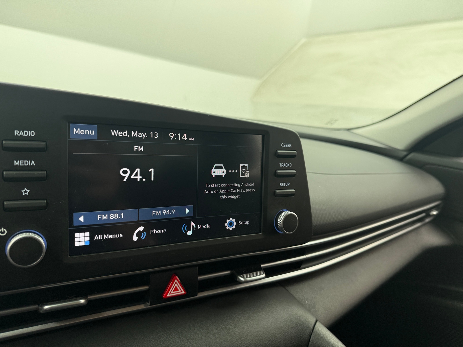 Thumbnail: 2025 Hyundai Elantra - 4
