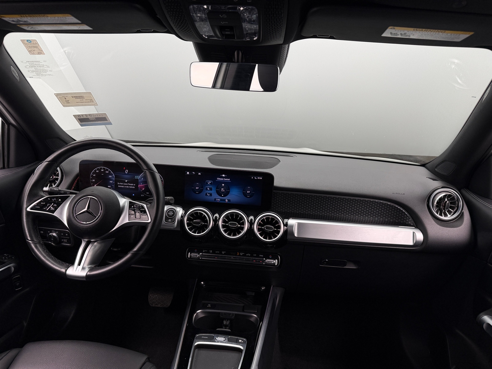 Thumbnail: 2024 Mercedes-Benz GLB - 2
