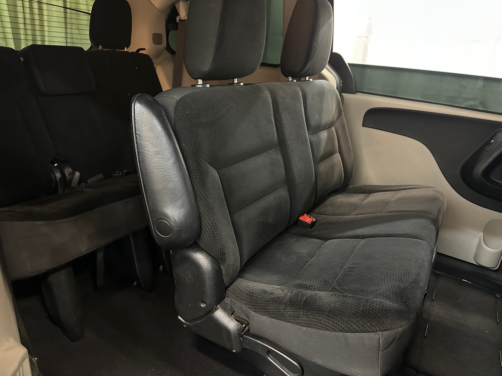 Thumbnail: 2019 Dodge Grand Caravan - 6