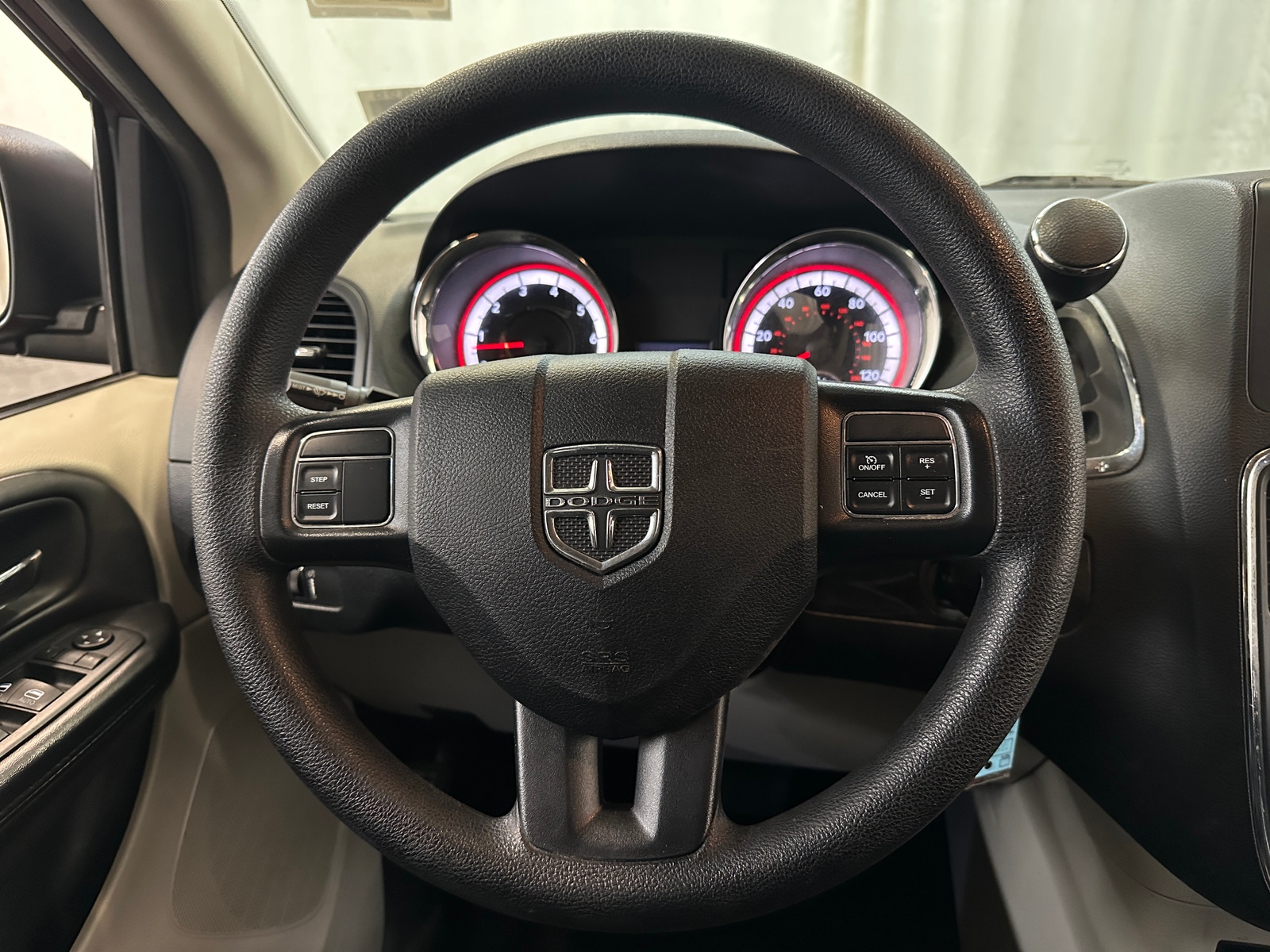 Thumbnail: 2019 Dodge Grand Caravan - 5