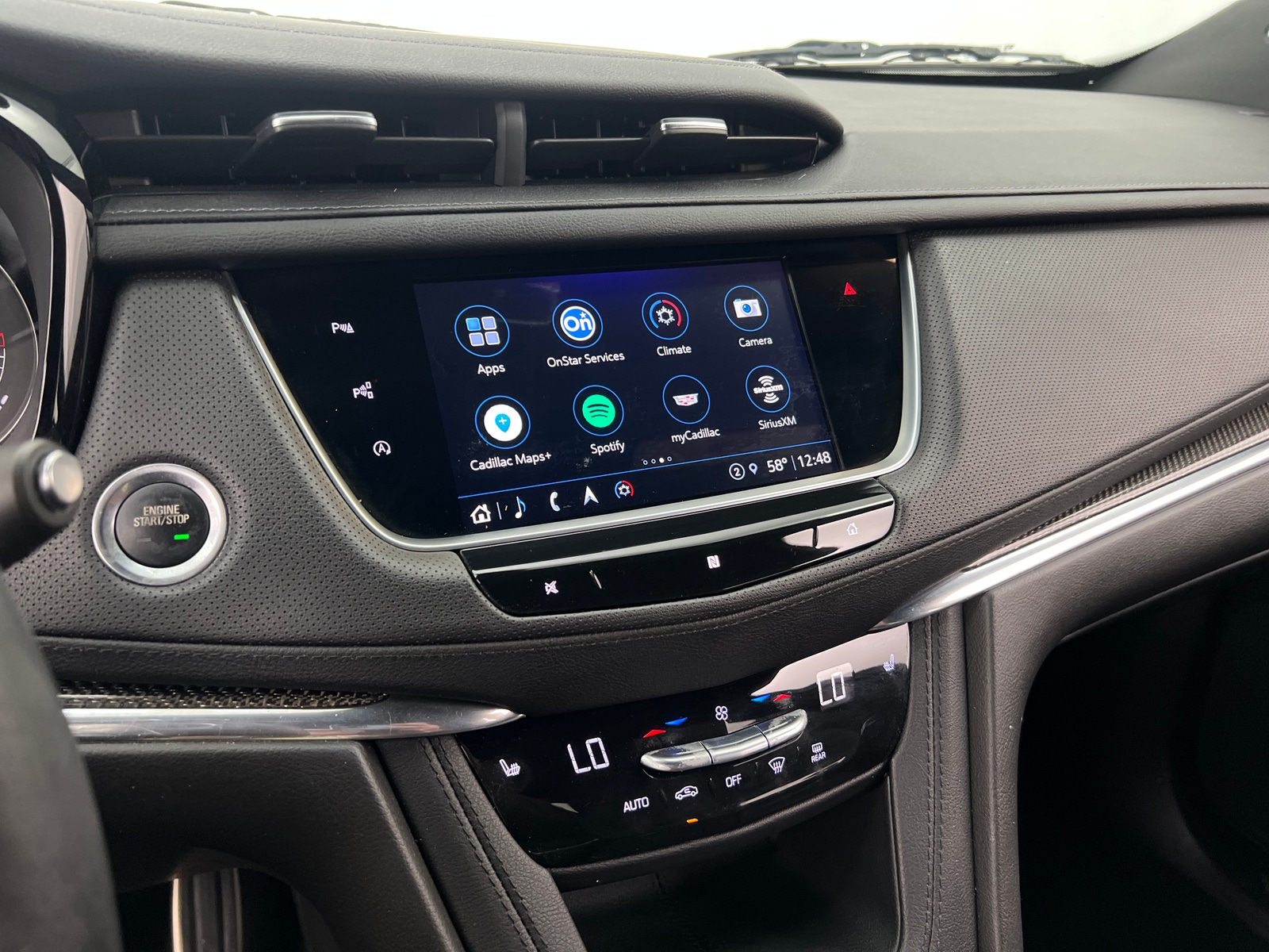 Thumbnail: 2021 Cadillac XT5 - 3